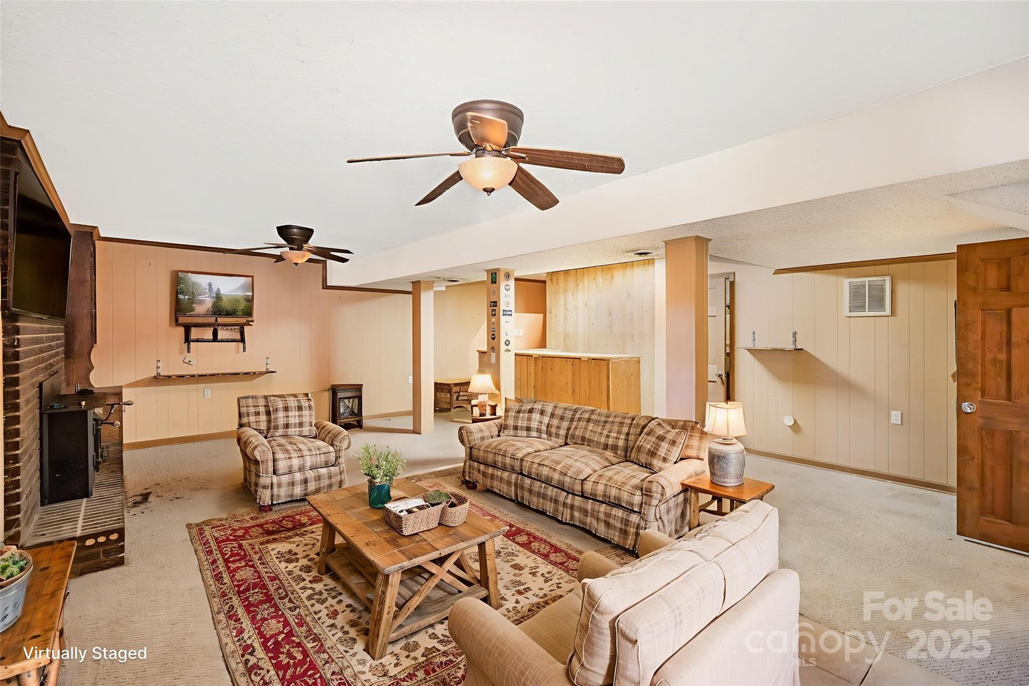 110 Hidden Valley Street Property Photo 4