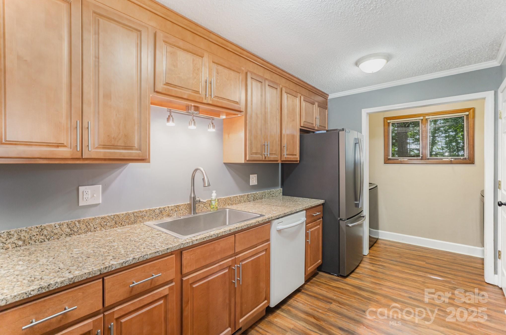 110 Hidden Valley Street Property Photo 6