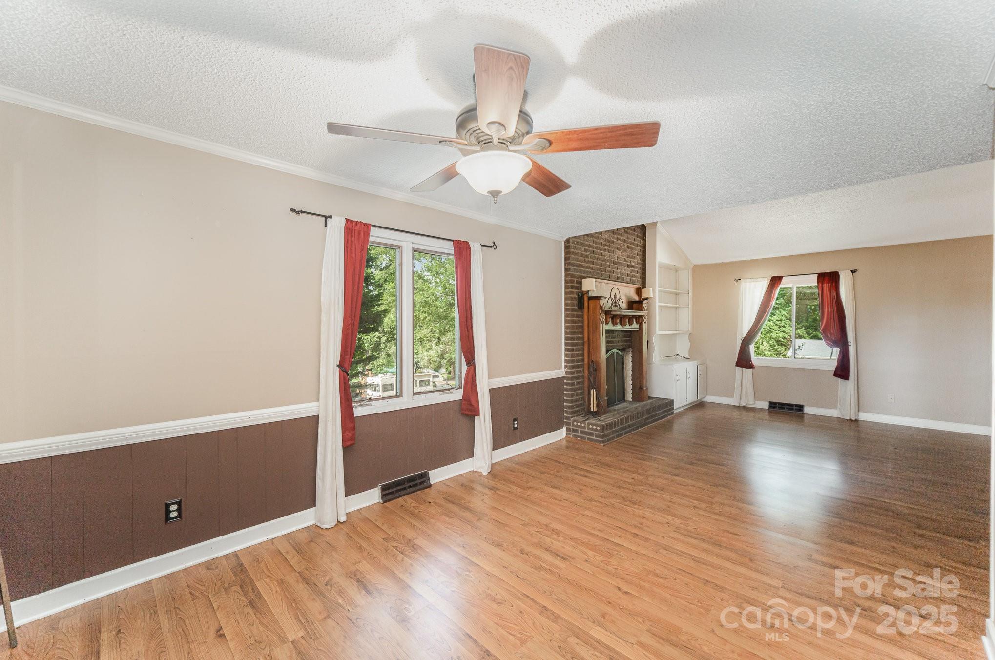 110 Hidden Valley Street Property Photo 9