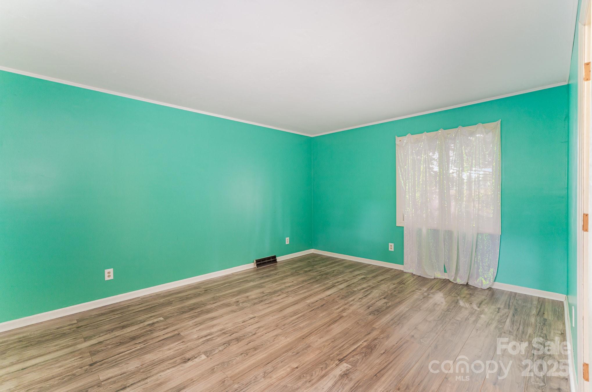 110 Hidden Valley Street Property Photo 14