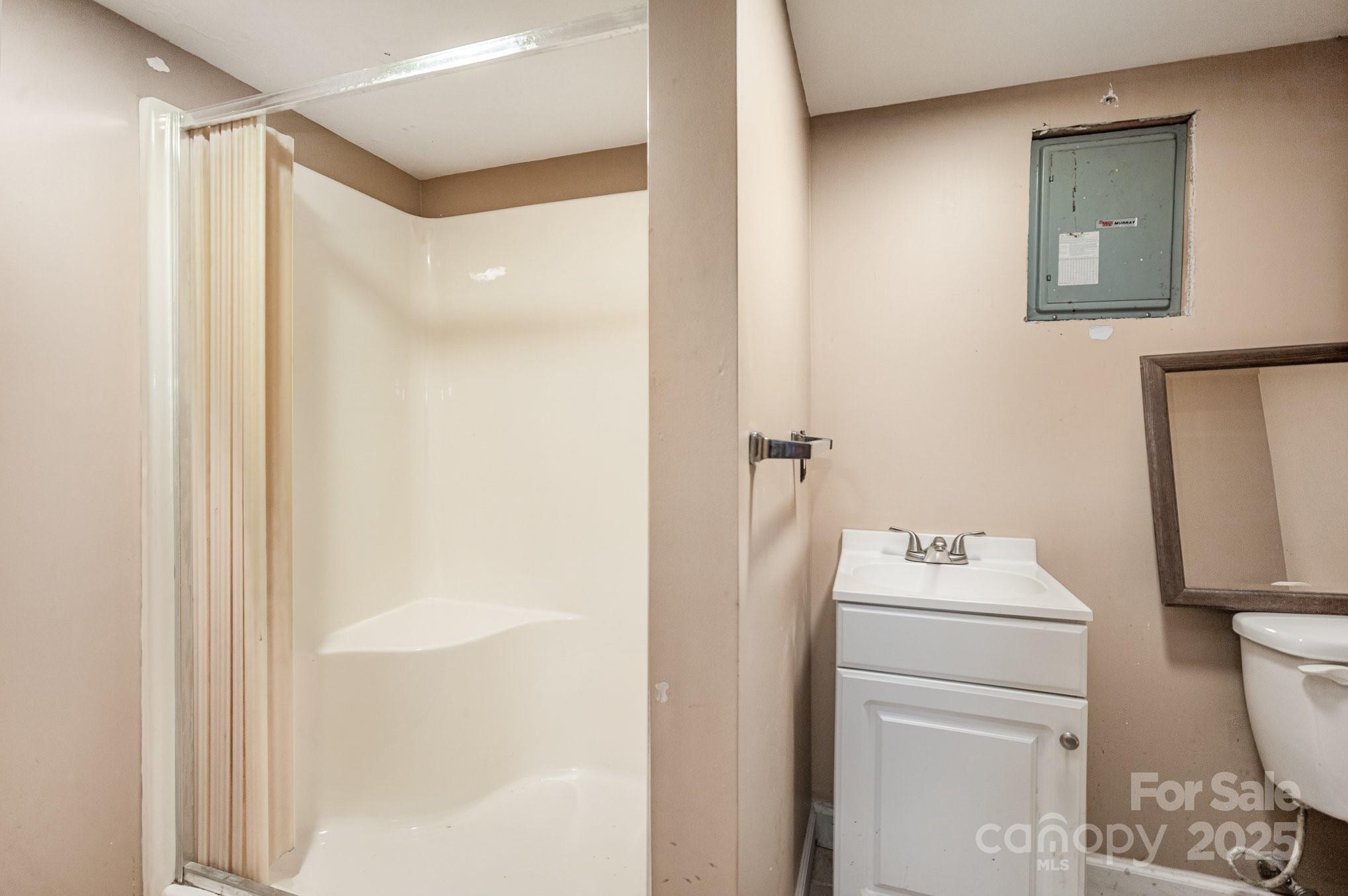 110 Hidden Valley Street Property Photo 16