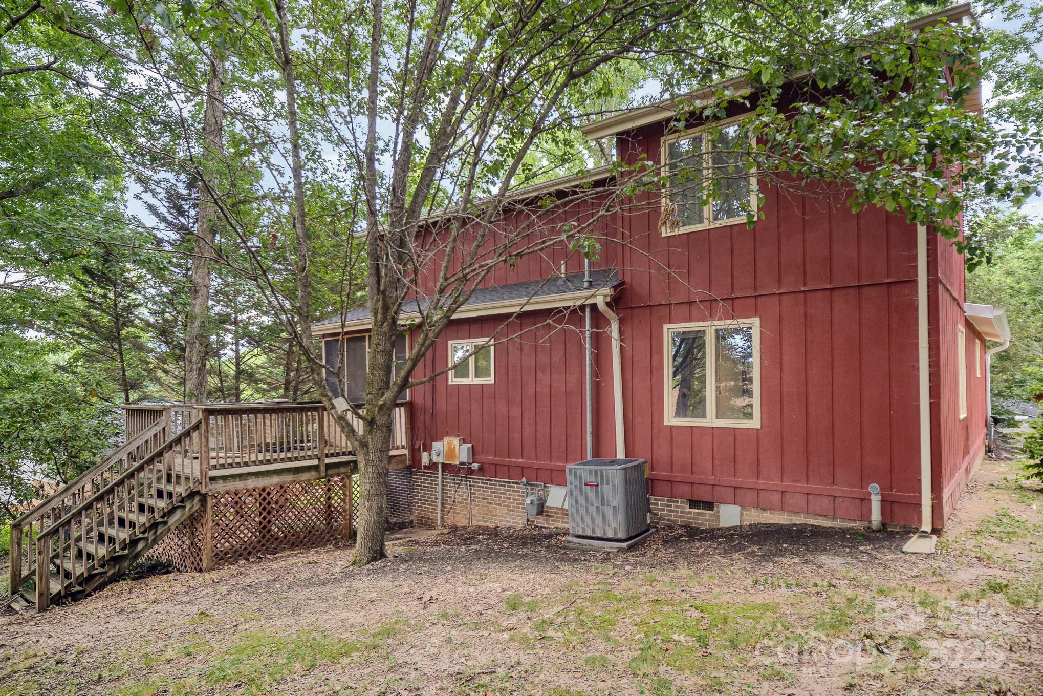 110 Hidden Valley Street Property Photo 18