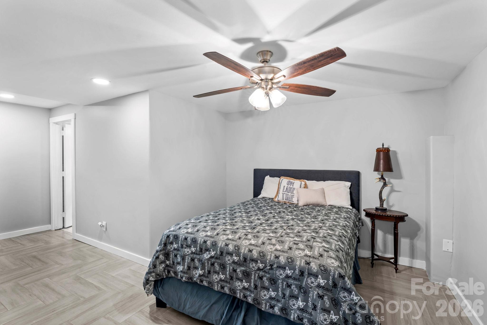680 Fox Hollow Lane Property Photo 34