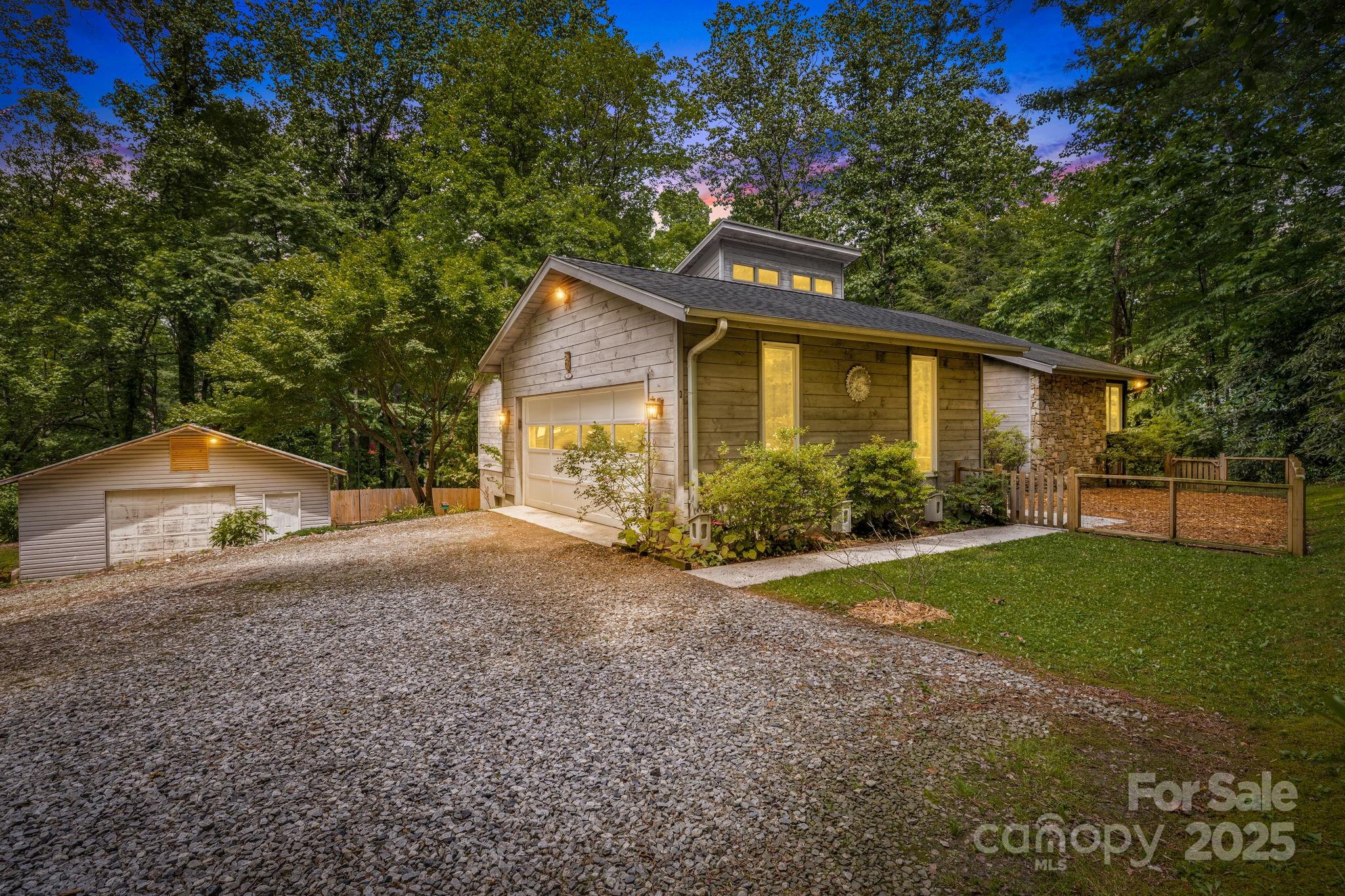24 Penne Way Property Photo 1
