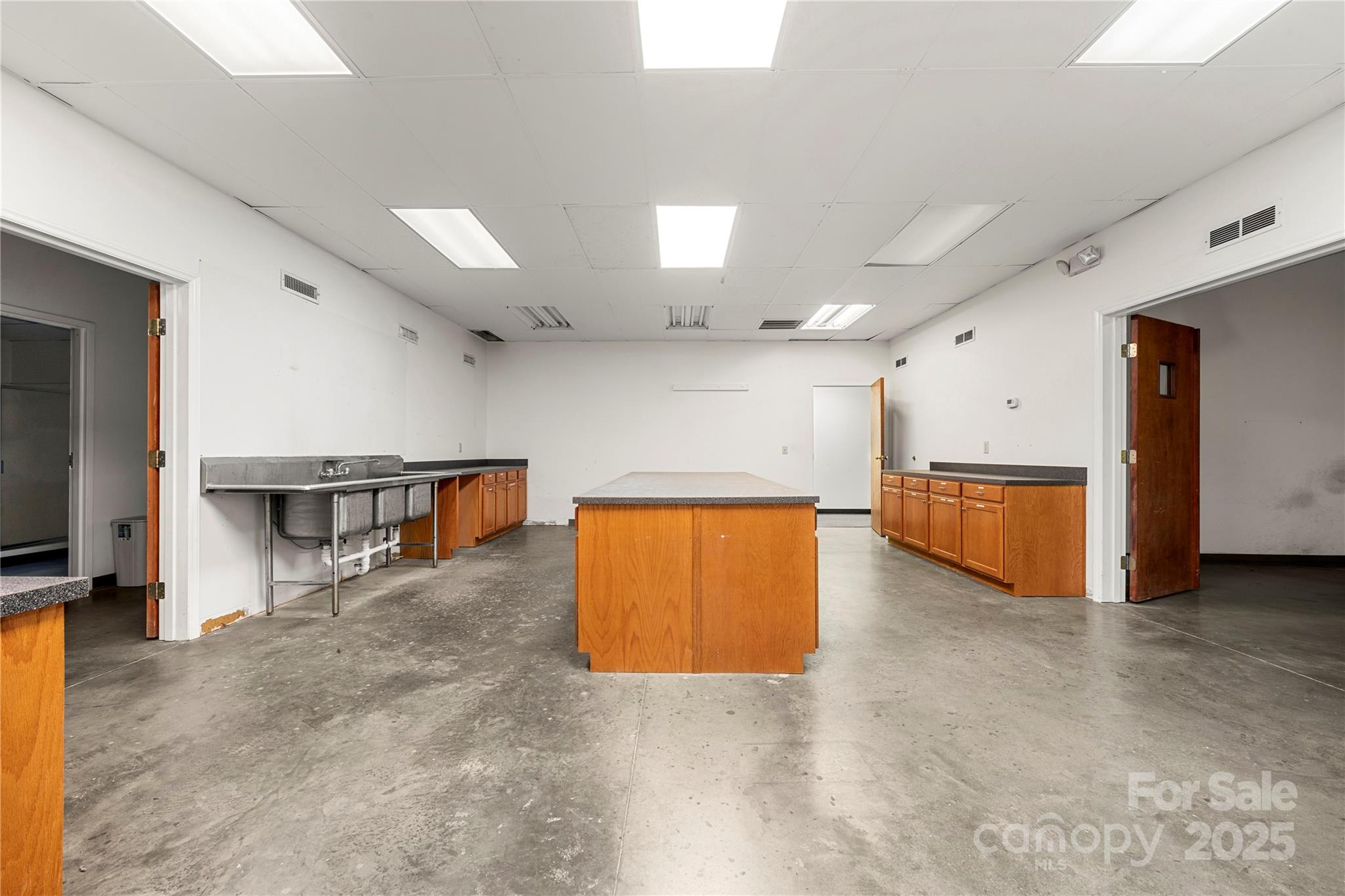 107 Center Lane Property Photo 23