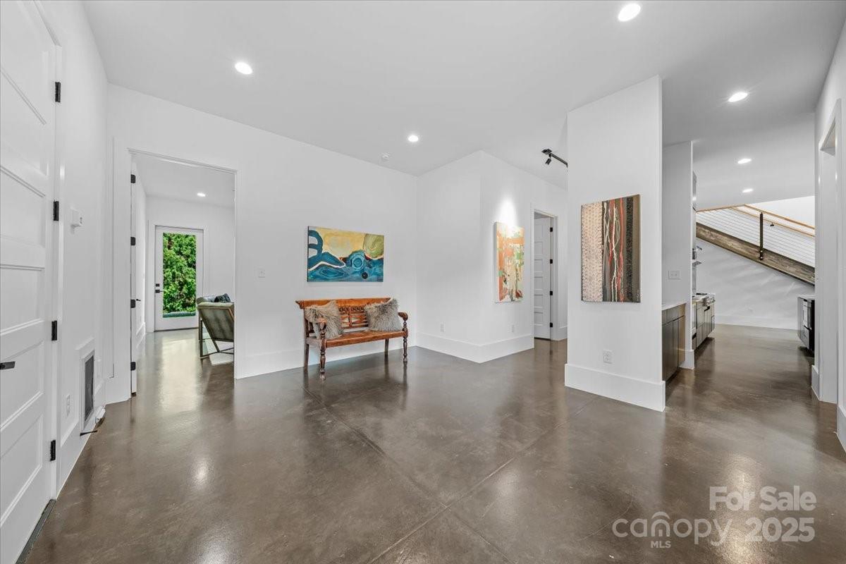 3304 Mar Vista Circle Property Photo 18