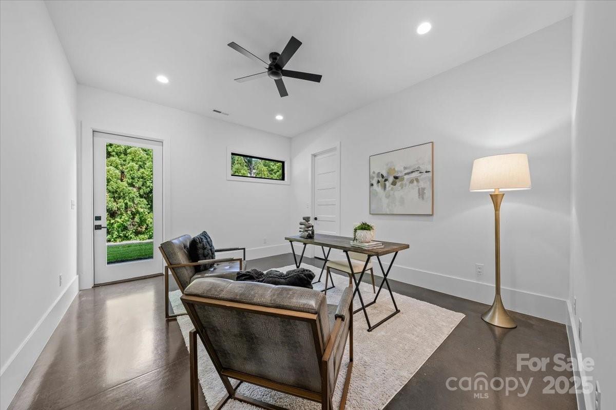 3304 Mar Vista Circle Property Photo 20