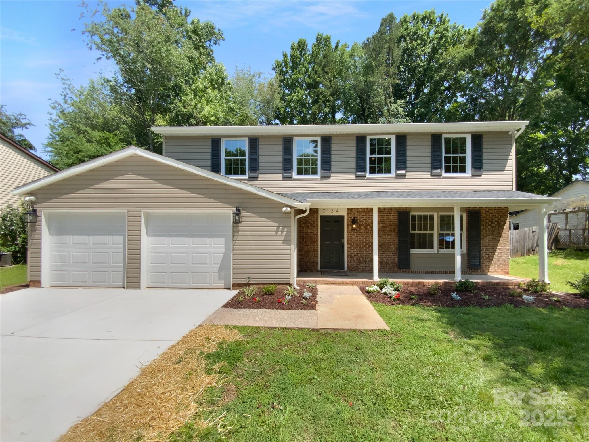 7134 Rollingridge Drive Property Photo 1