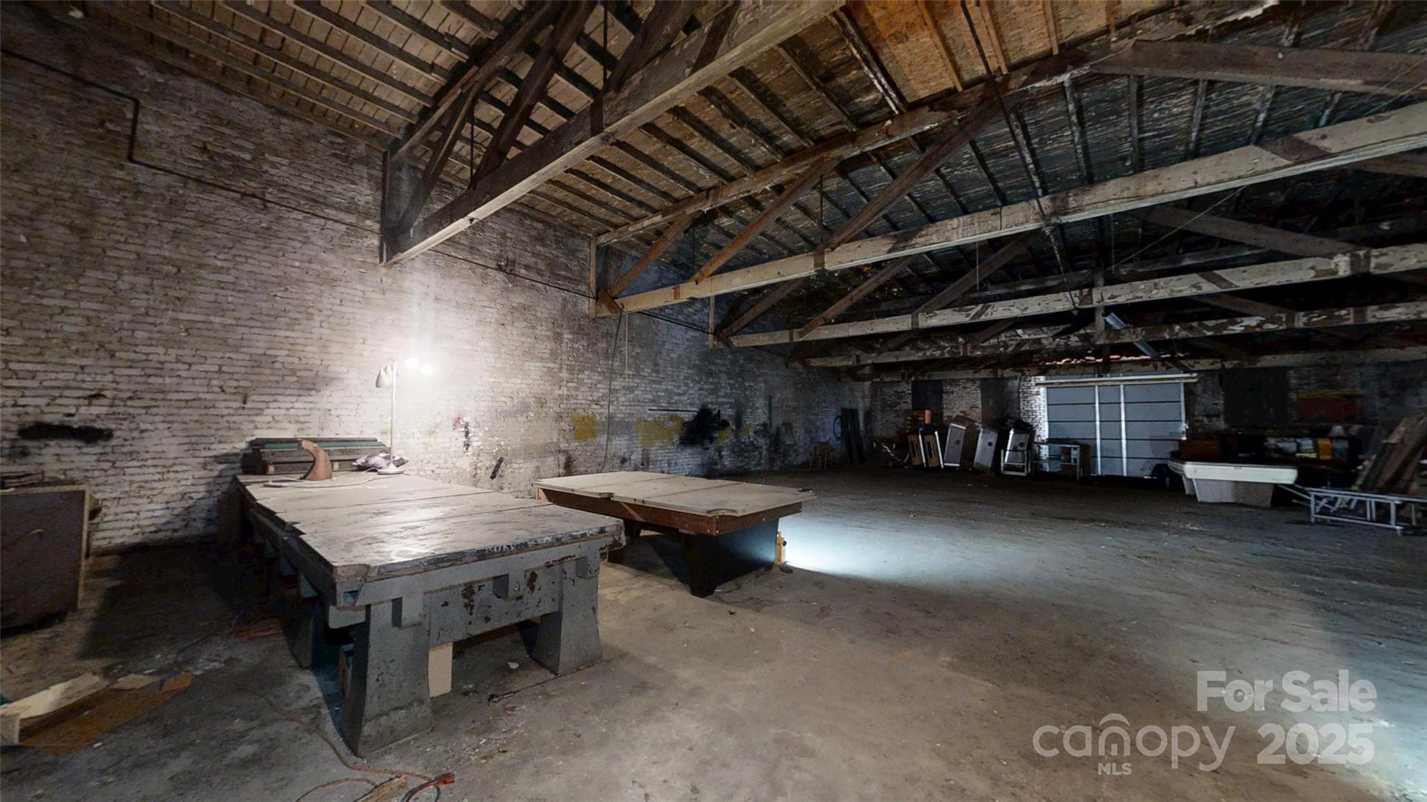 127 W Water Street Property Photo 4