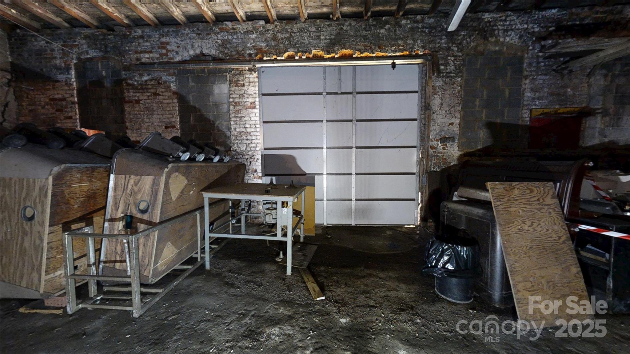 127 W Water Street Property Photo 6