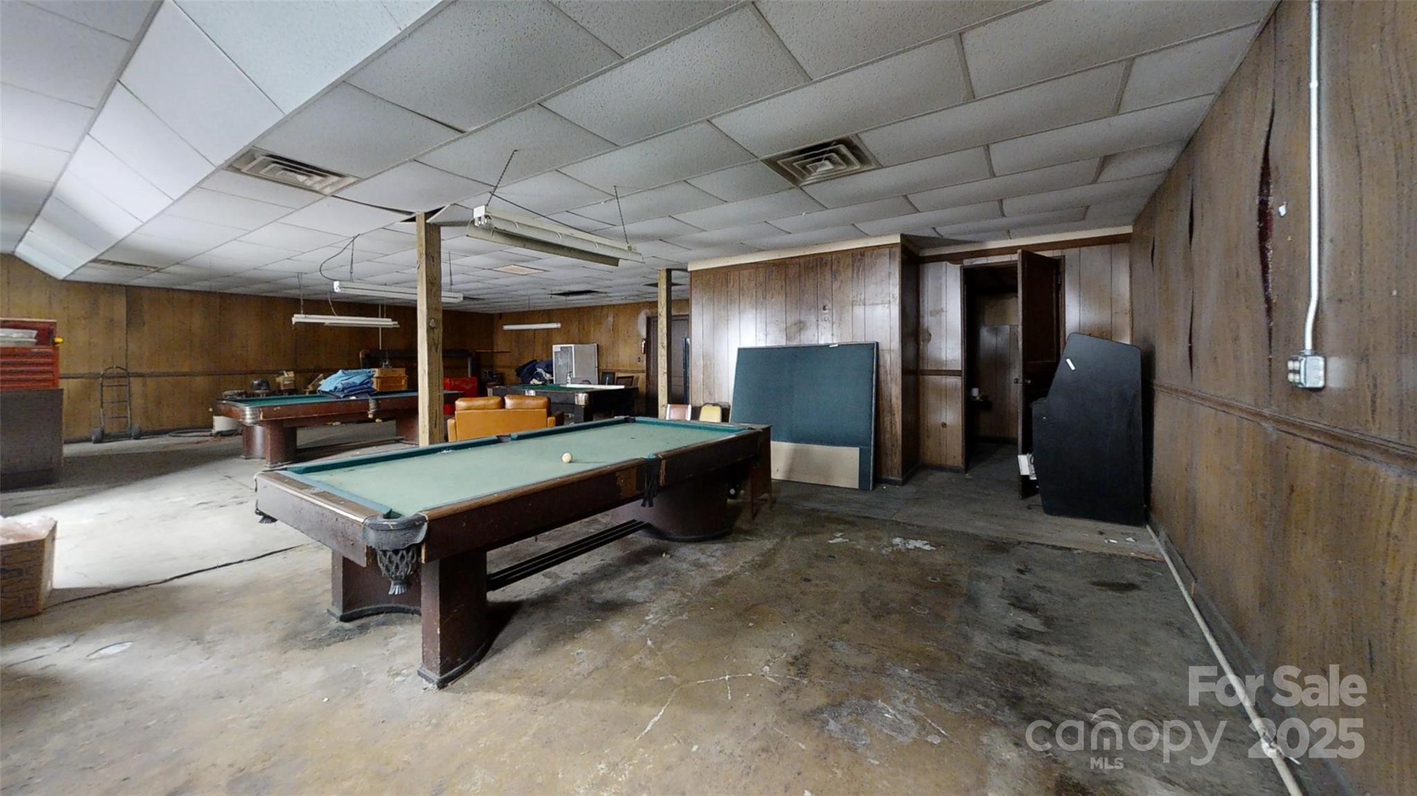 127 W Water Street Property Photo 10