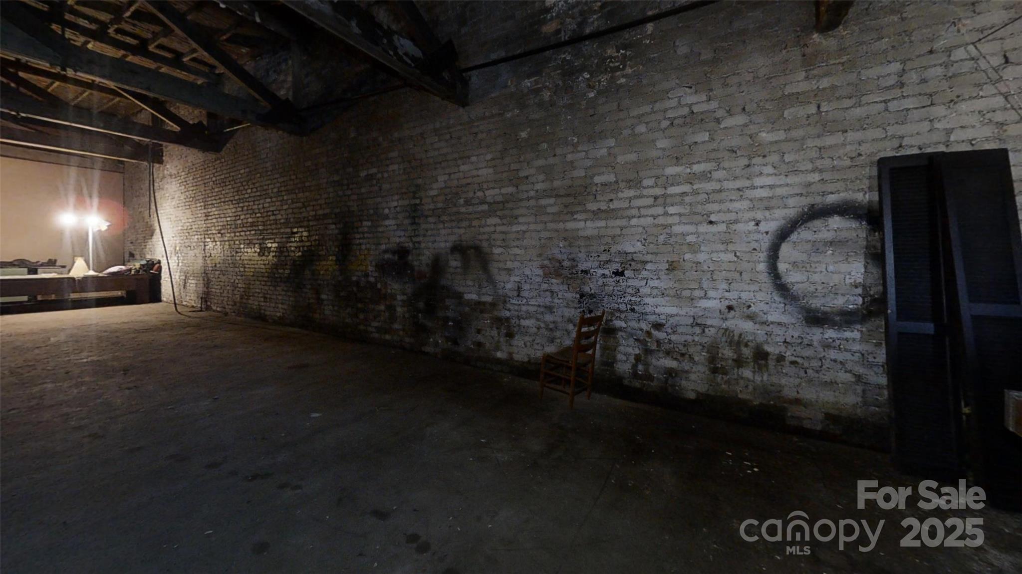 127 W Water Street Property Photo 11