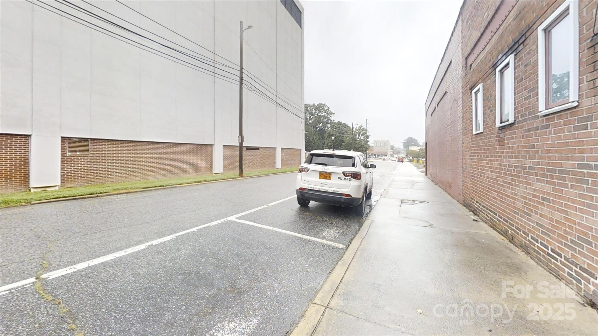 127 W Water Street Property Photo 20