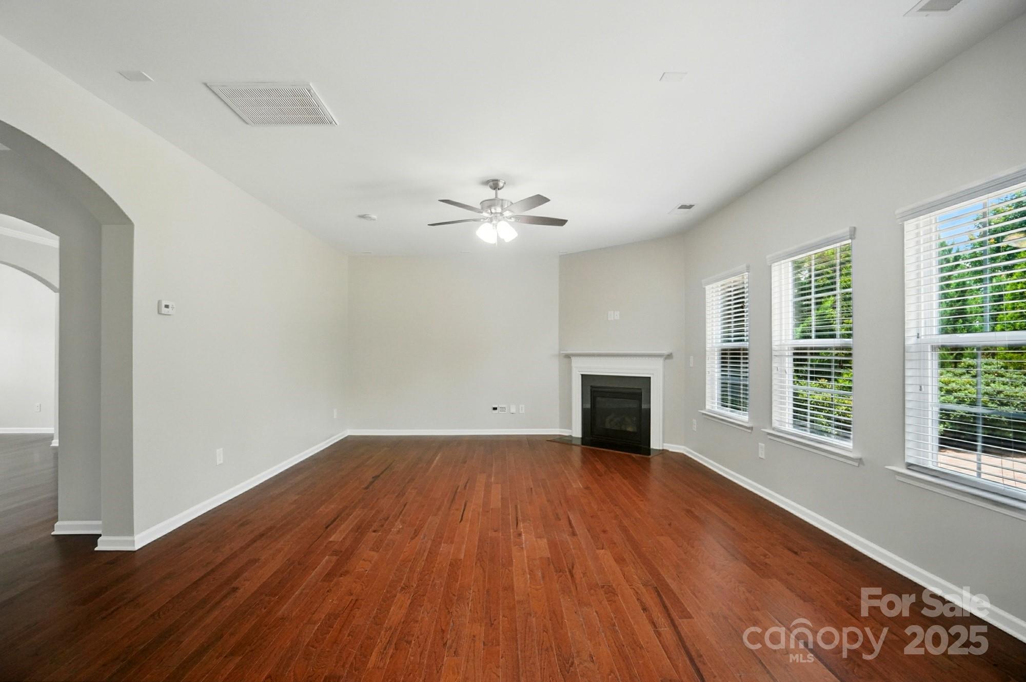 8115 Kelburn Lane Property Photo 13