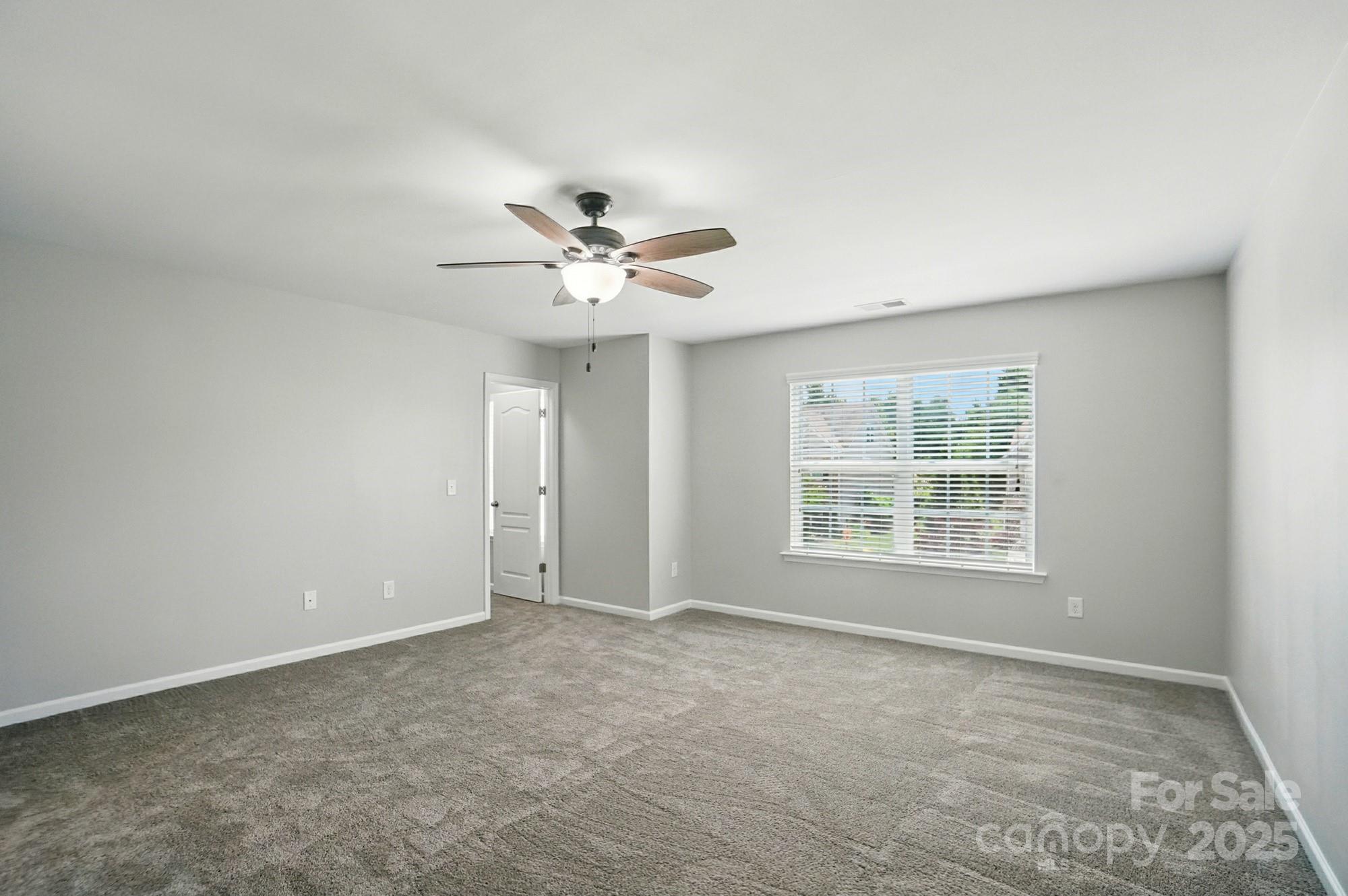 8115 Kelburn Lane Property Photo 20