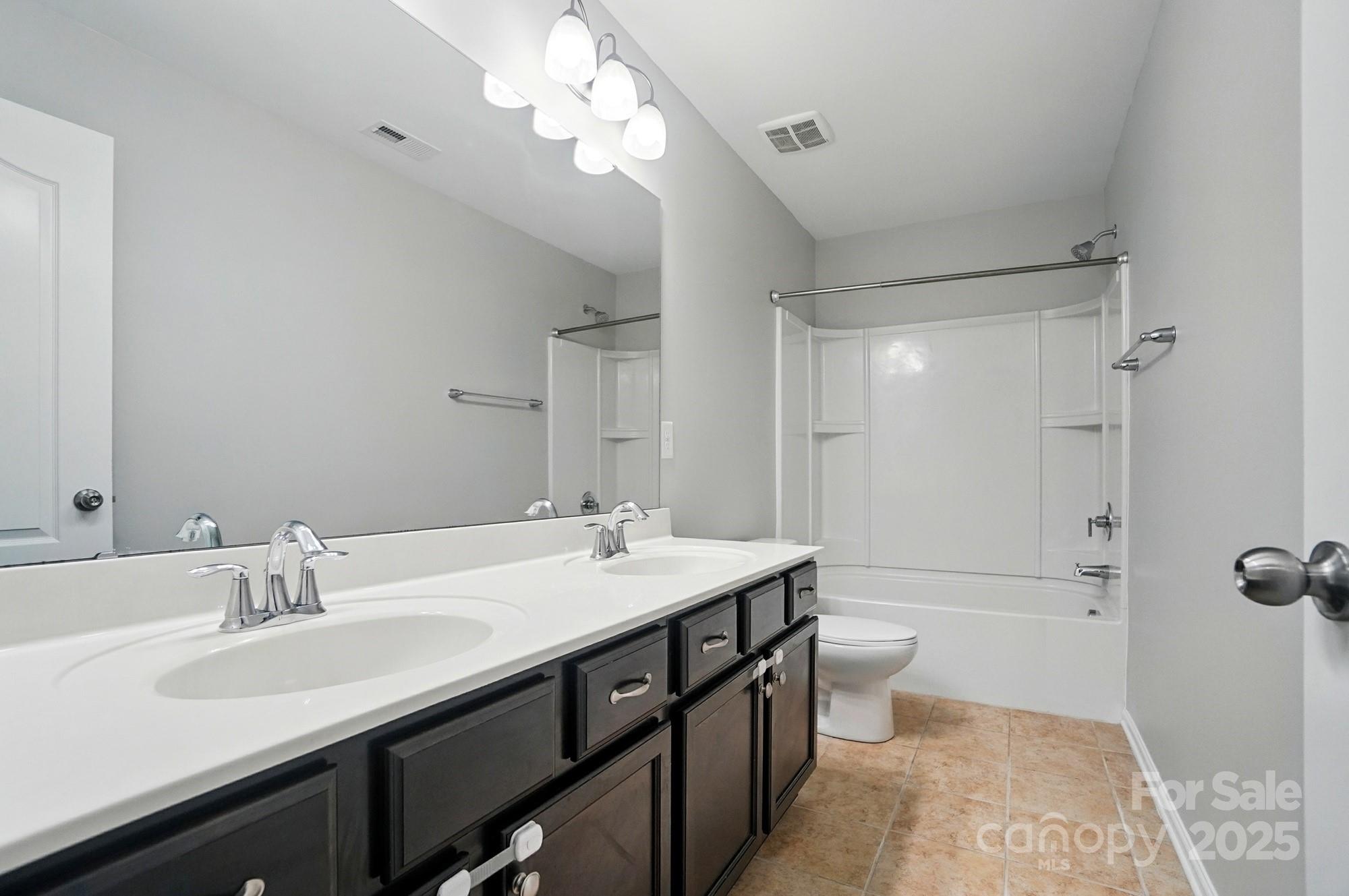 8115 Kelburn Lane Property Photo 26