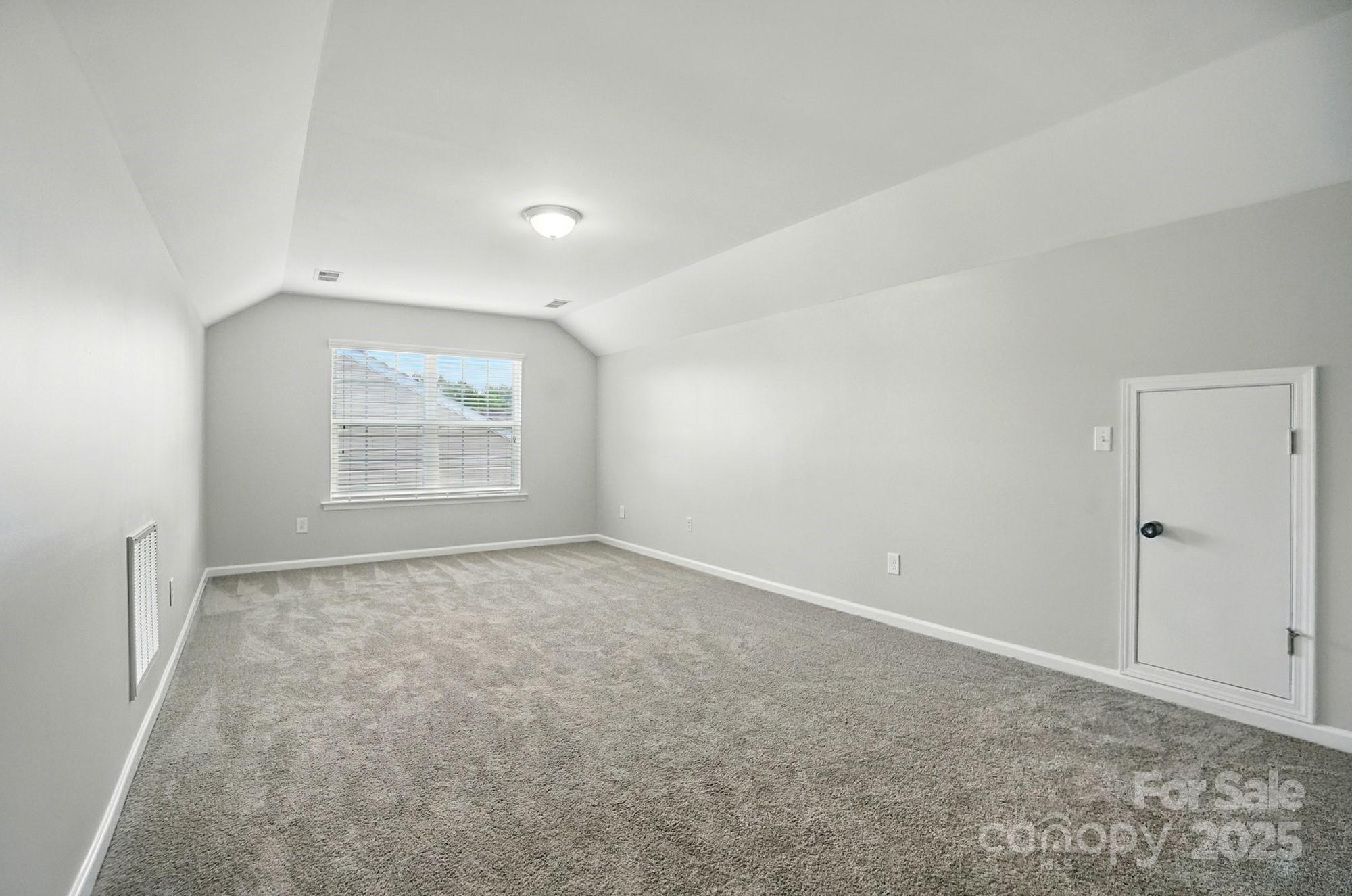 8115 Kelburn Lane Property Photo 31