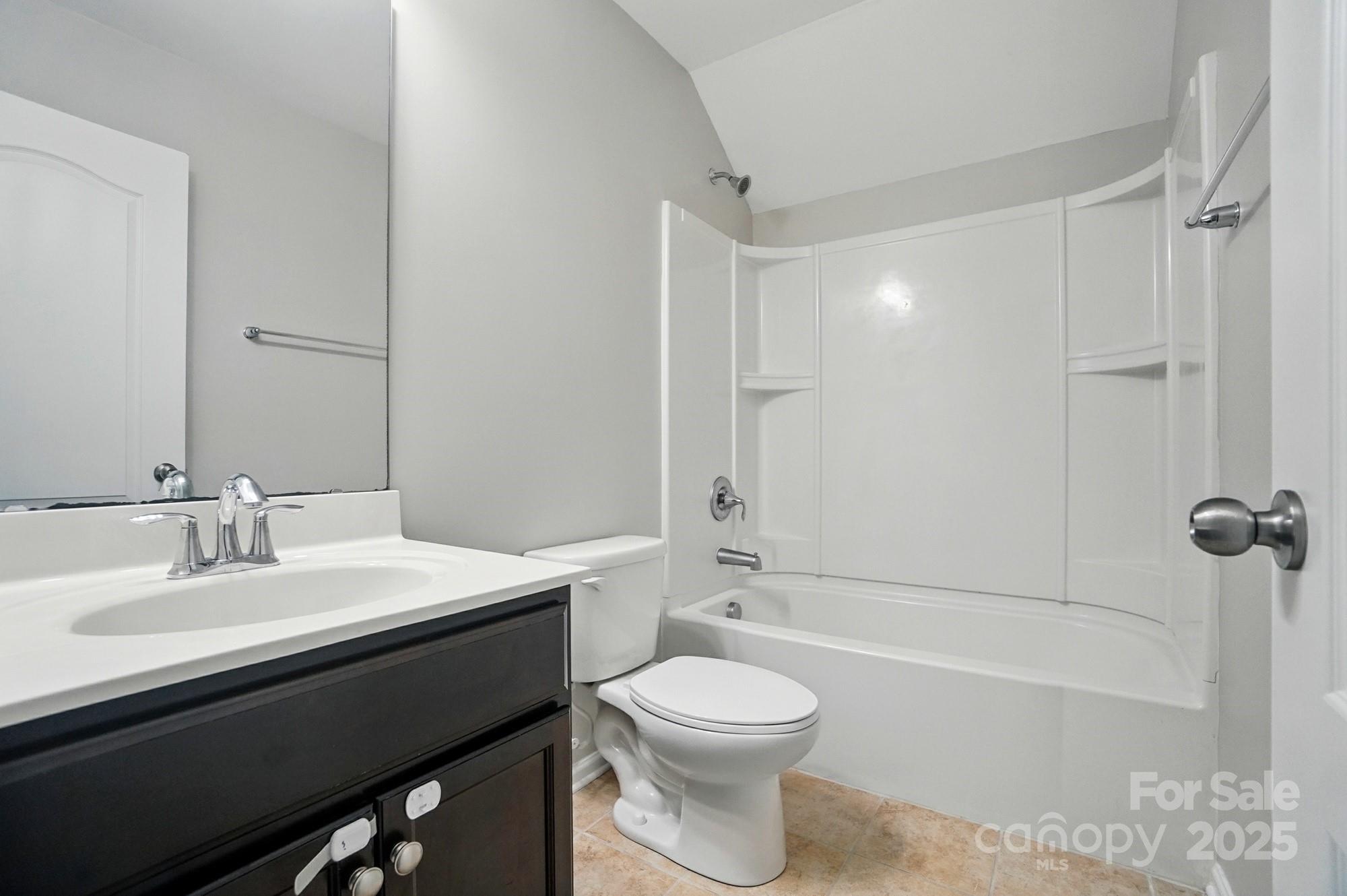 8115 Kelburn Lane Property Photo 35