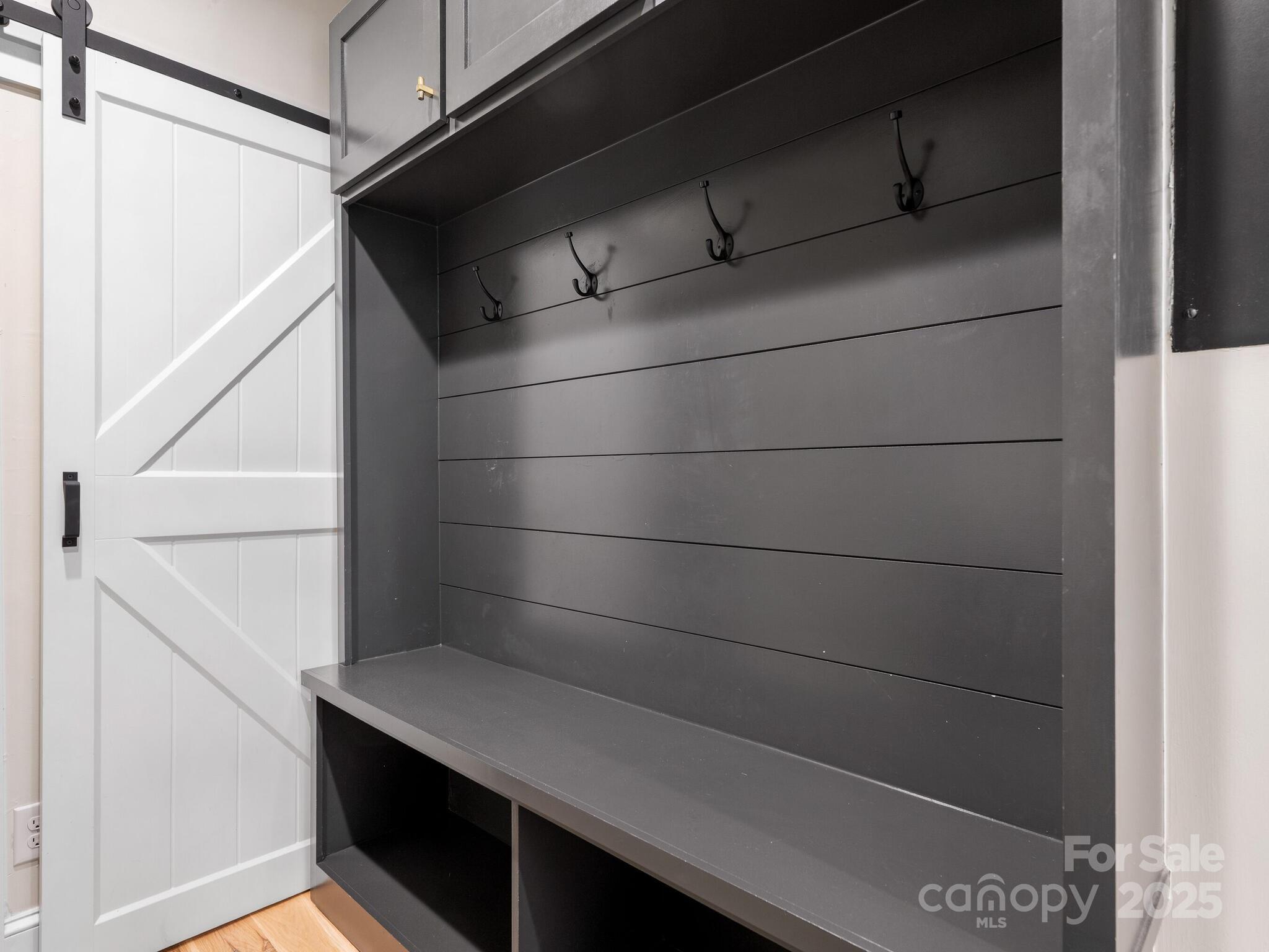 9622 Penshurst Trace Property Photo 16
