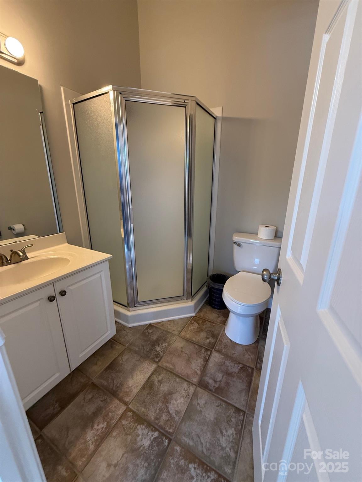 14608 Waterside Drive Property Photo 16