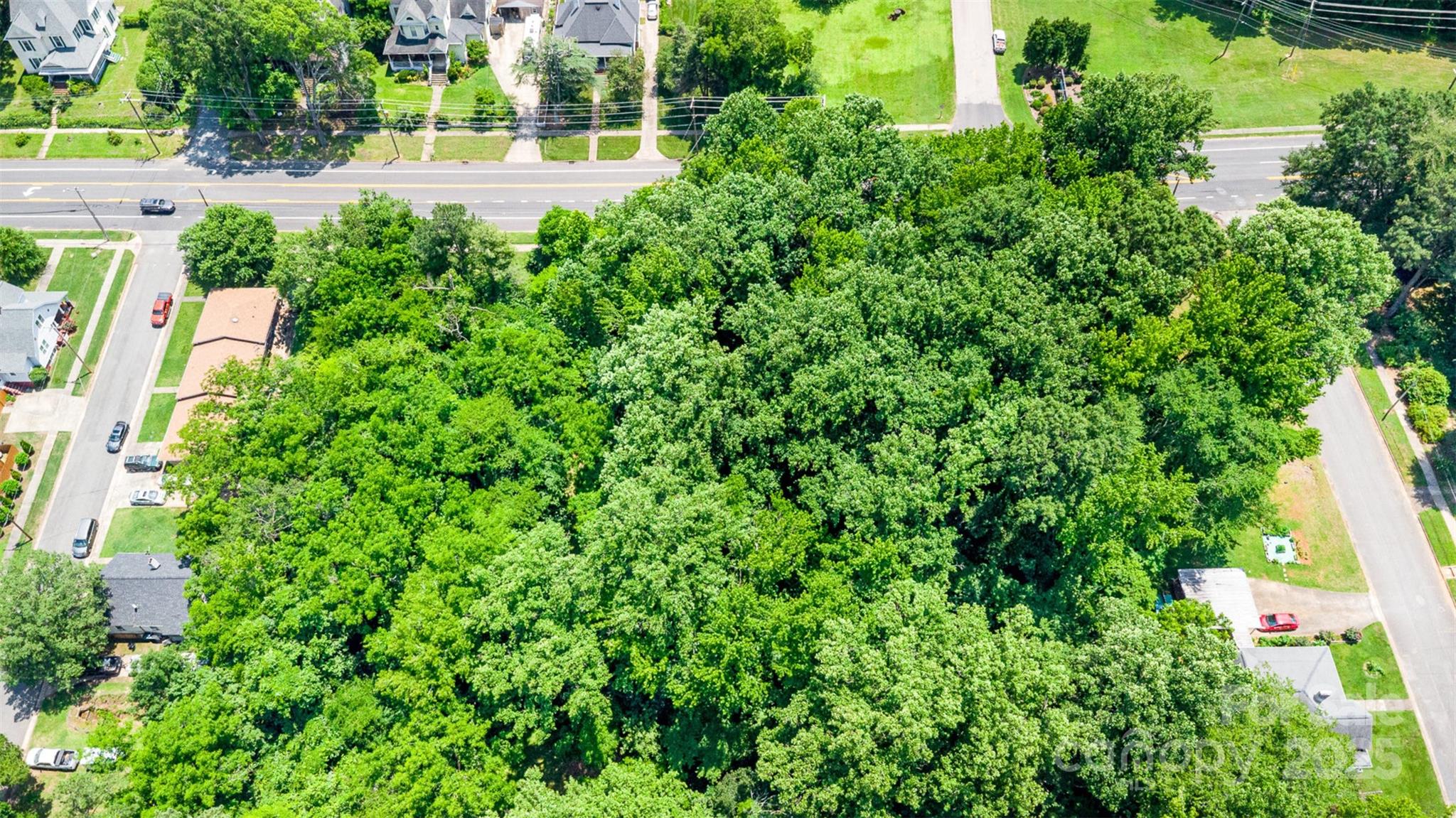 None N Salisbury Avenue Property Photo 2