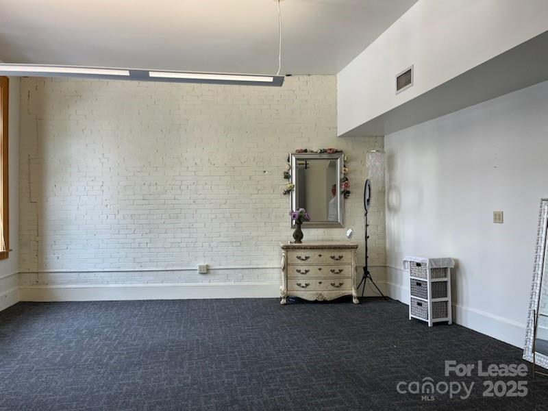 12a Wall Street Property Photo 6