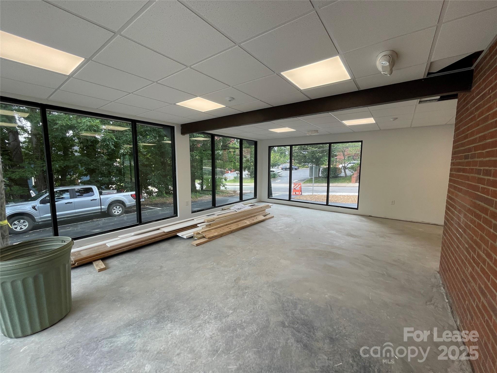 125 East Chestnut Street 2 Property Photo 4