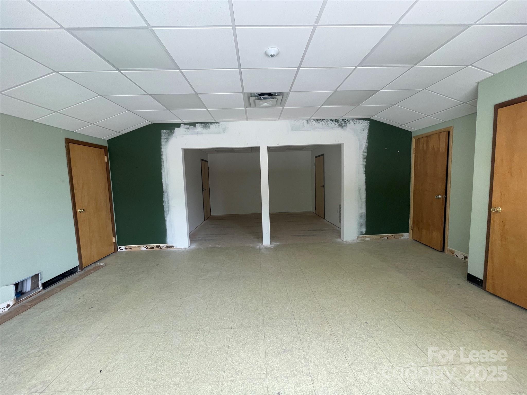 125 East Chestnut Street 2 Property Photo 9