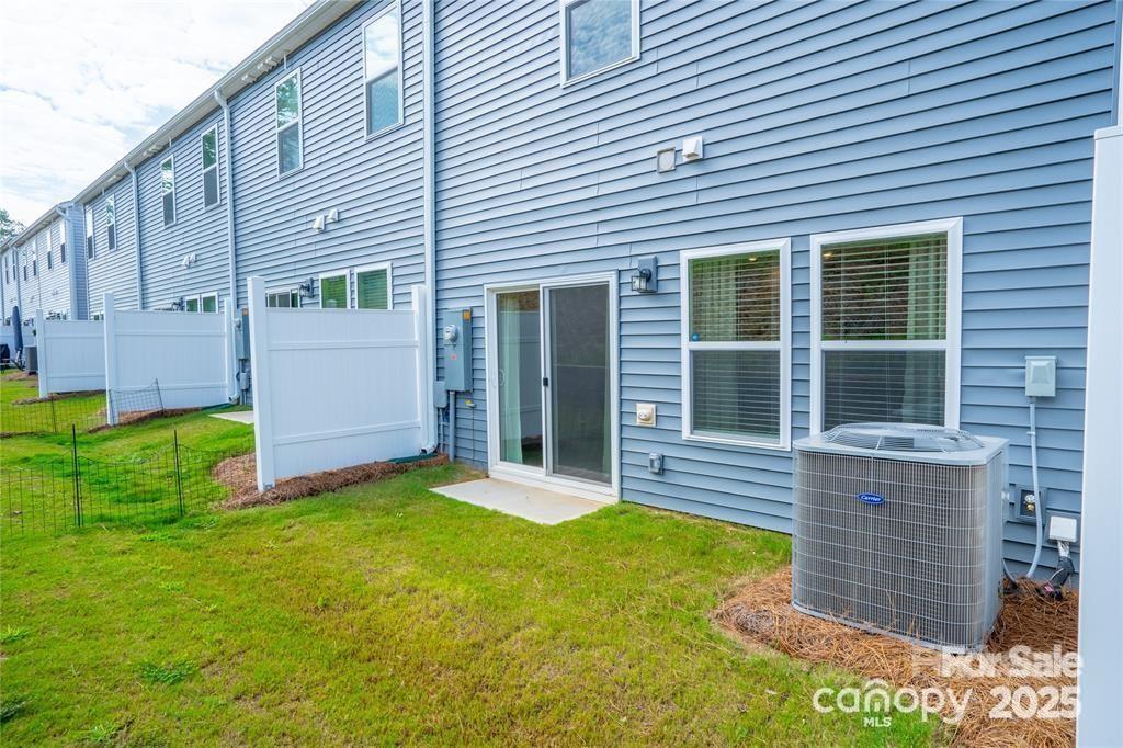 508 Tayberry Lane Property Photo 10