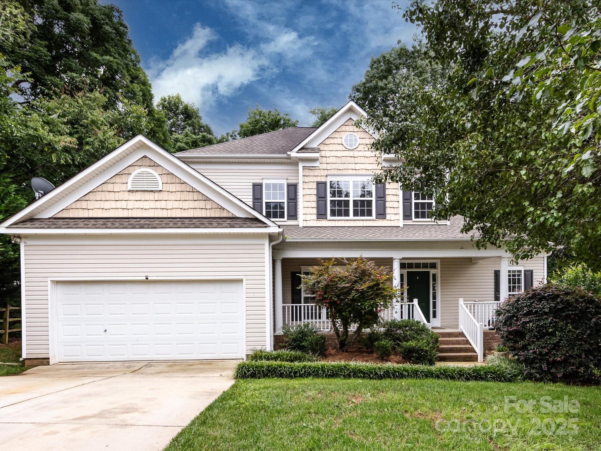 1423 Piper Court Property Photo 1