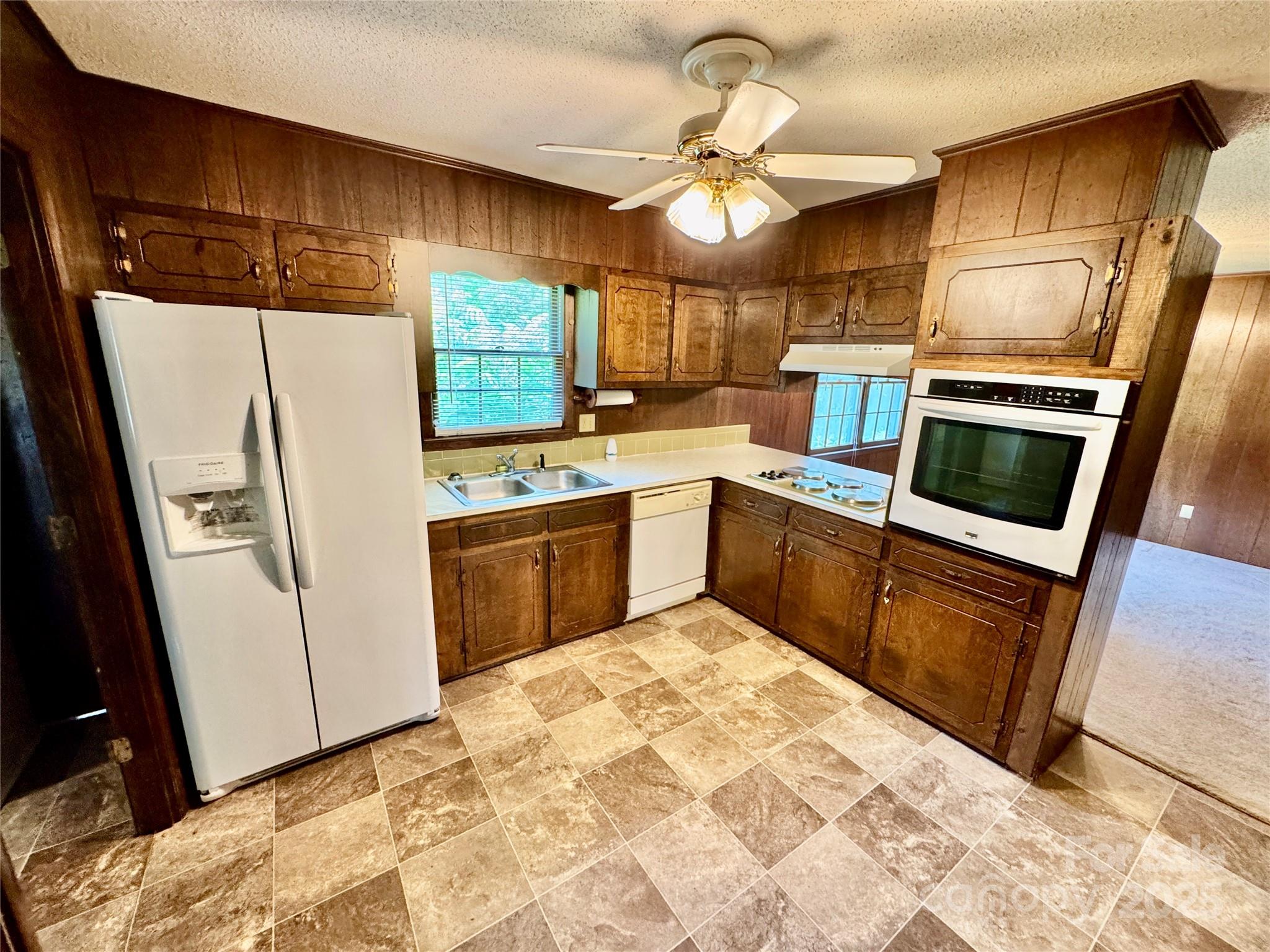 262 Gene Walker Road Property Photo 16