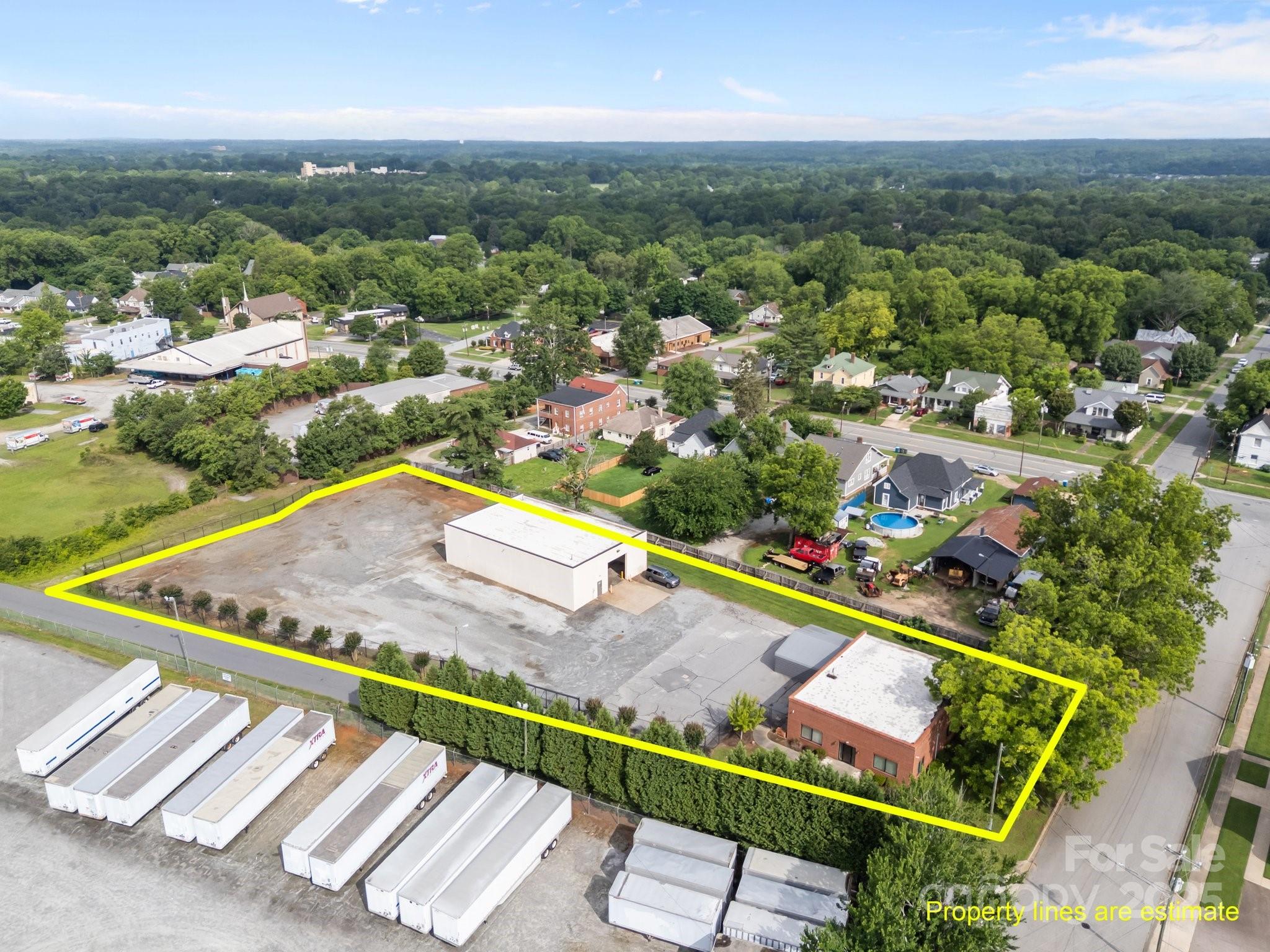 1432 N Lee Street Property Photo 2