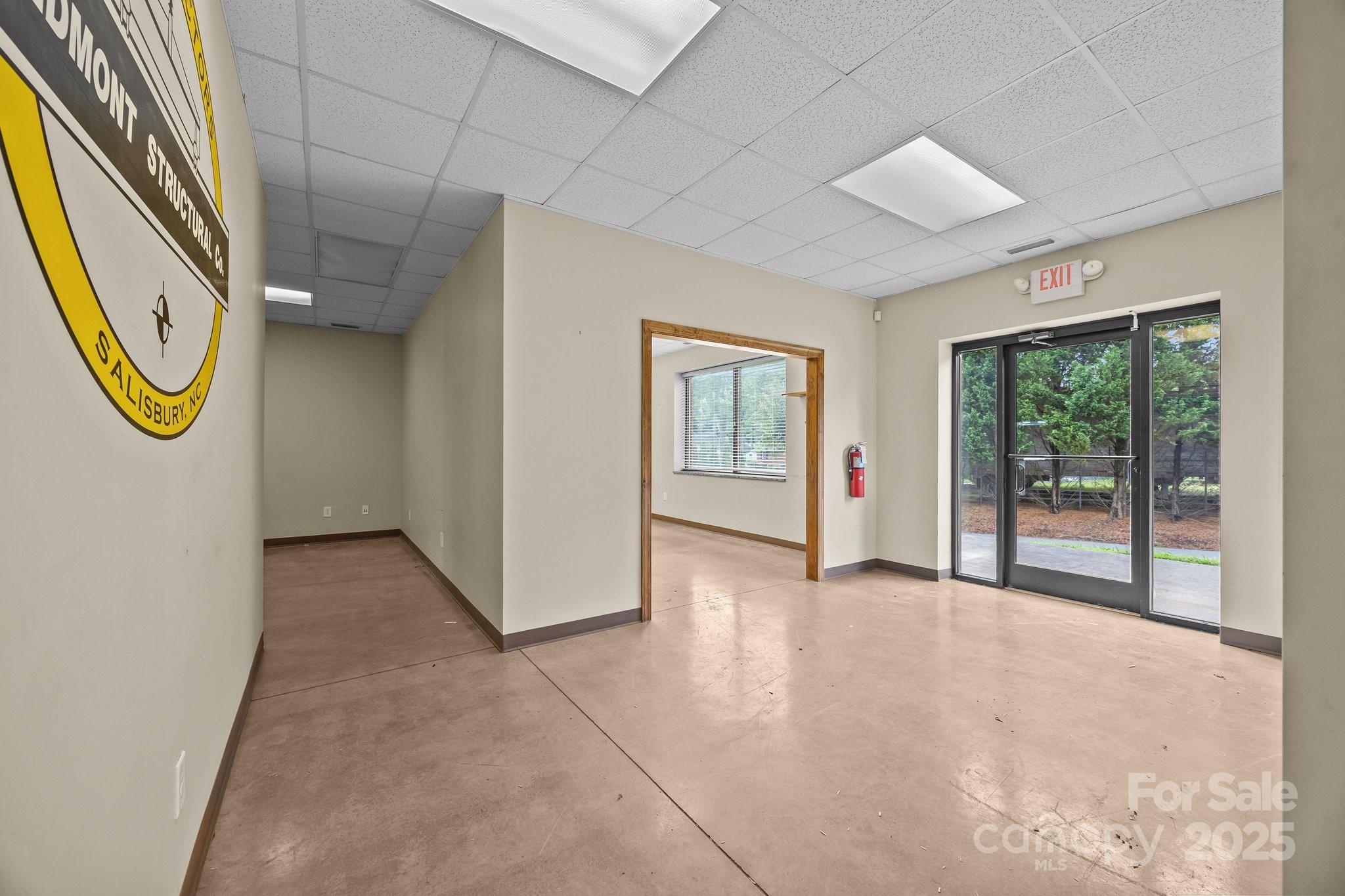 1432 N Lee Street Property Photo 11