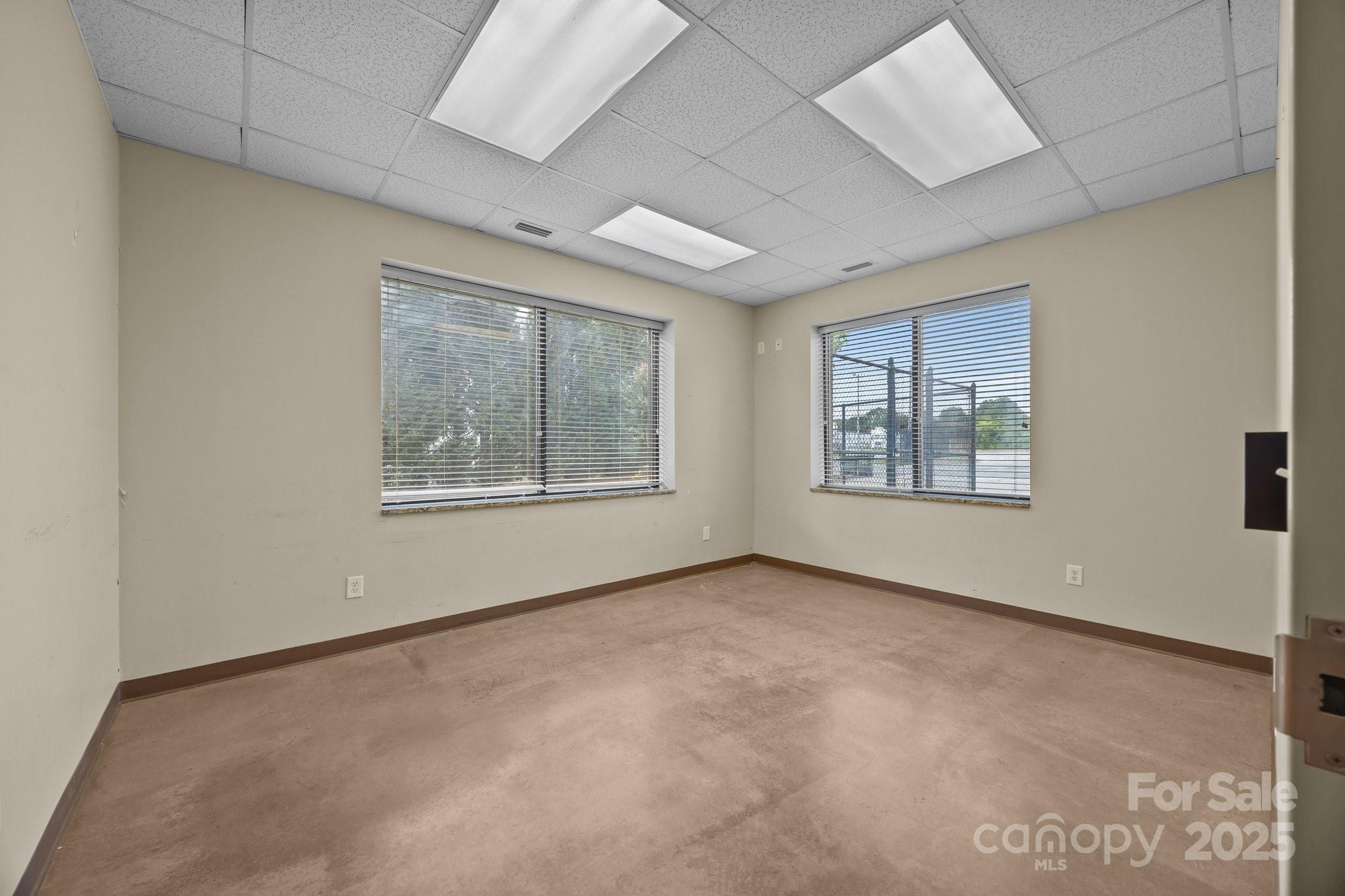 1432 N Lee Street Property Photo 13