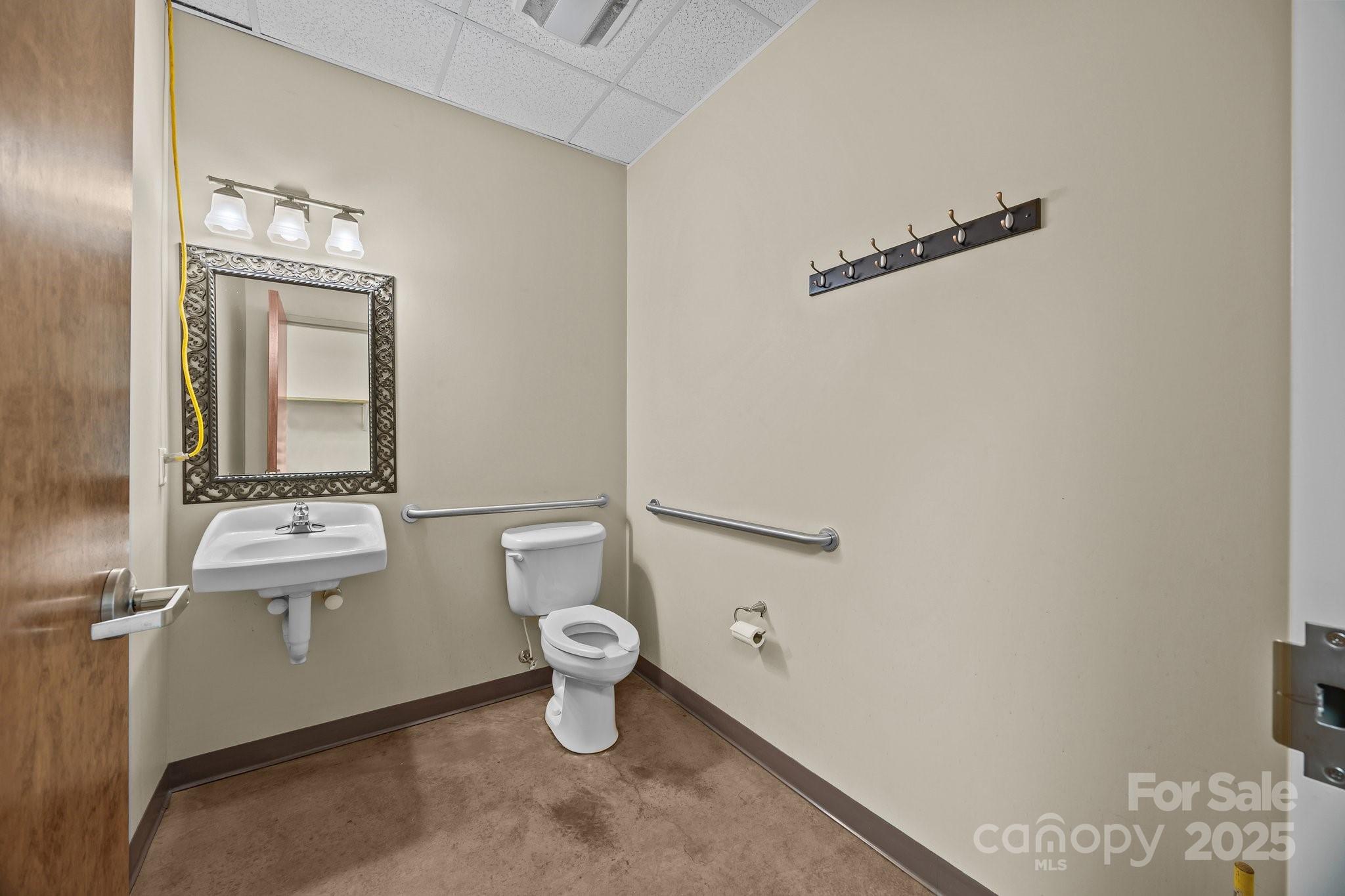 1432 N Lee Street Property Photo 15