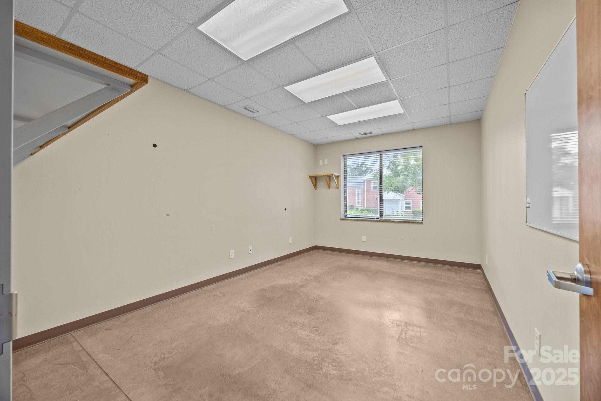 1432 N Lee Street Property Photo 25
