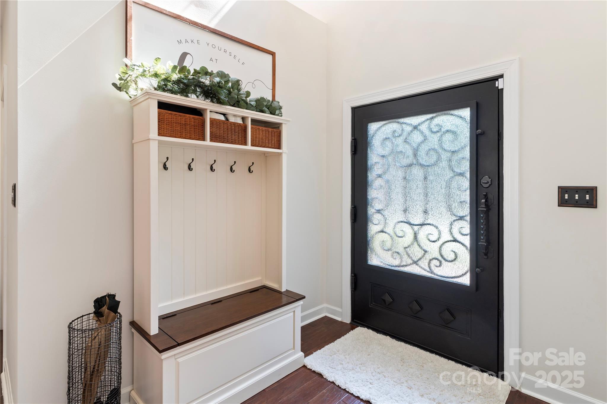 2504 River Oaks Drive Property Photo 8