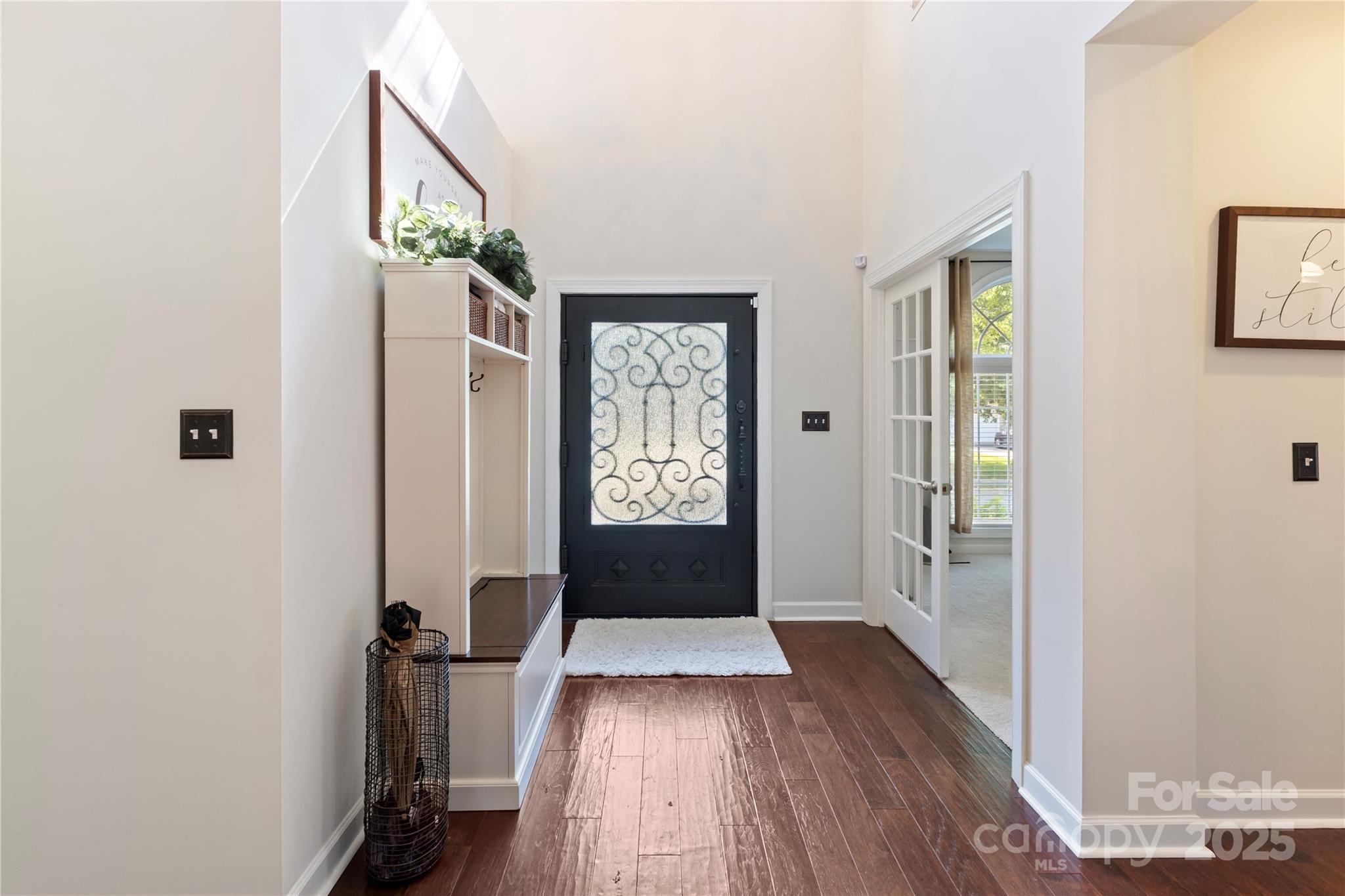 2504 River Oaks Drive Property Photo 9