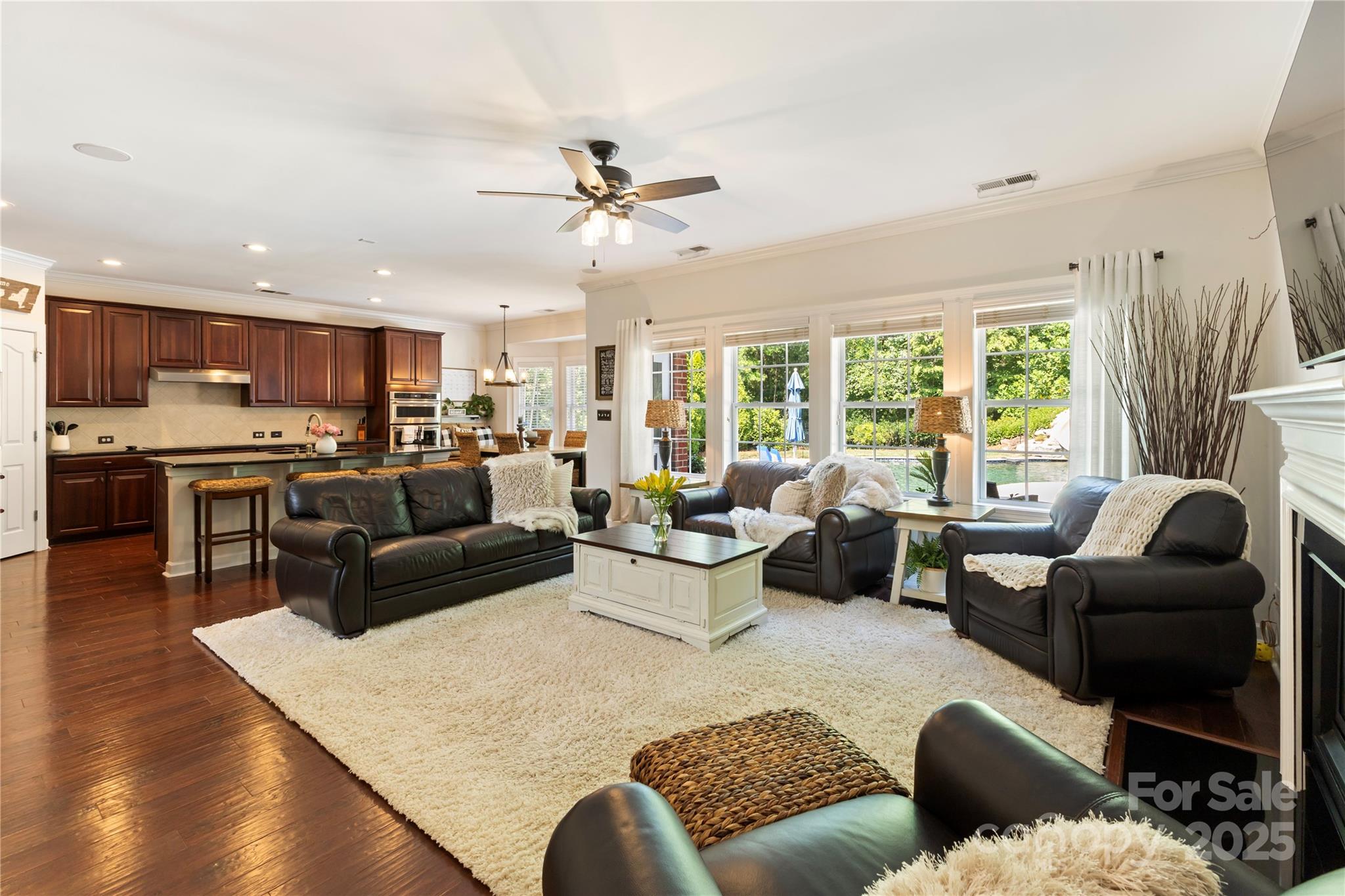 2504 River Oaks Drive Property Photo 14