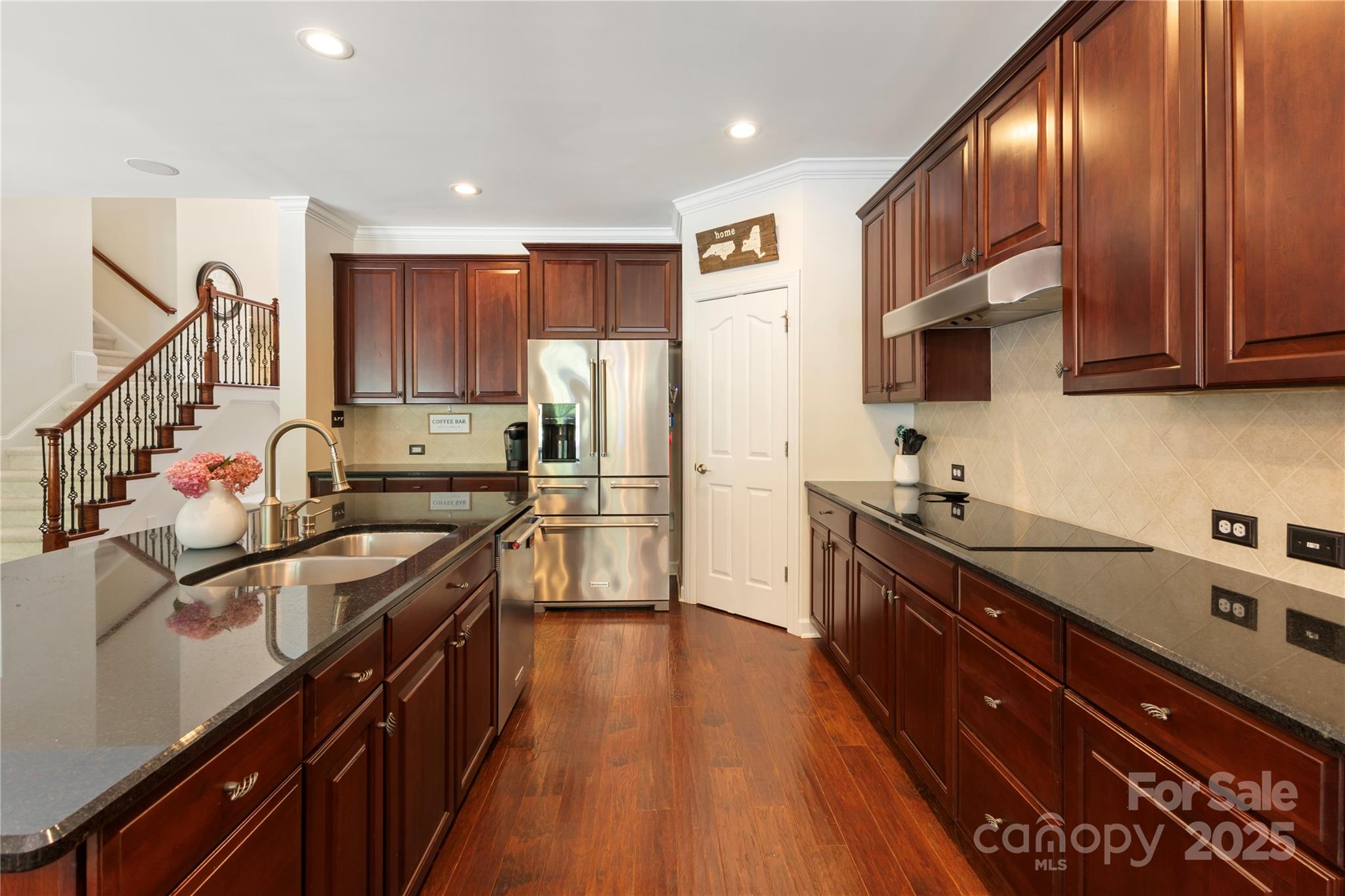 2504 River Oaks Drive Property Photo 19