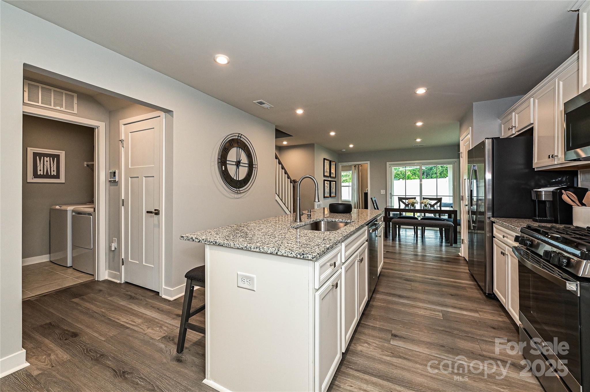 124 Kristin View Lane Townhome A Property Photo 6