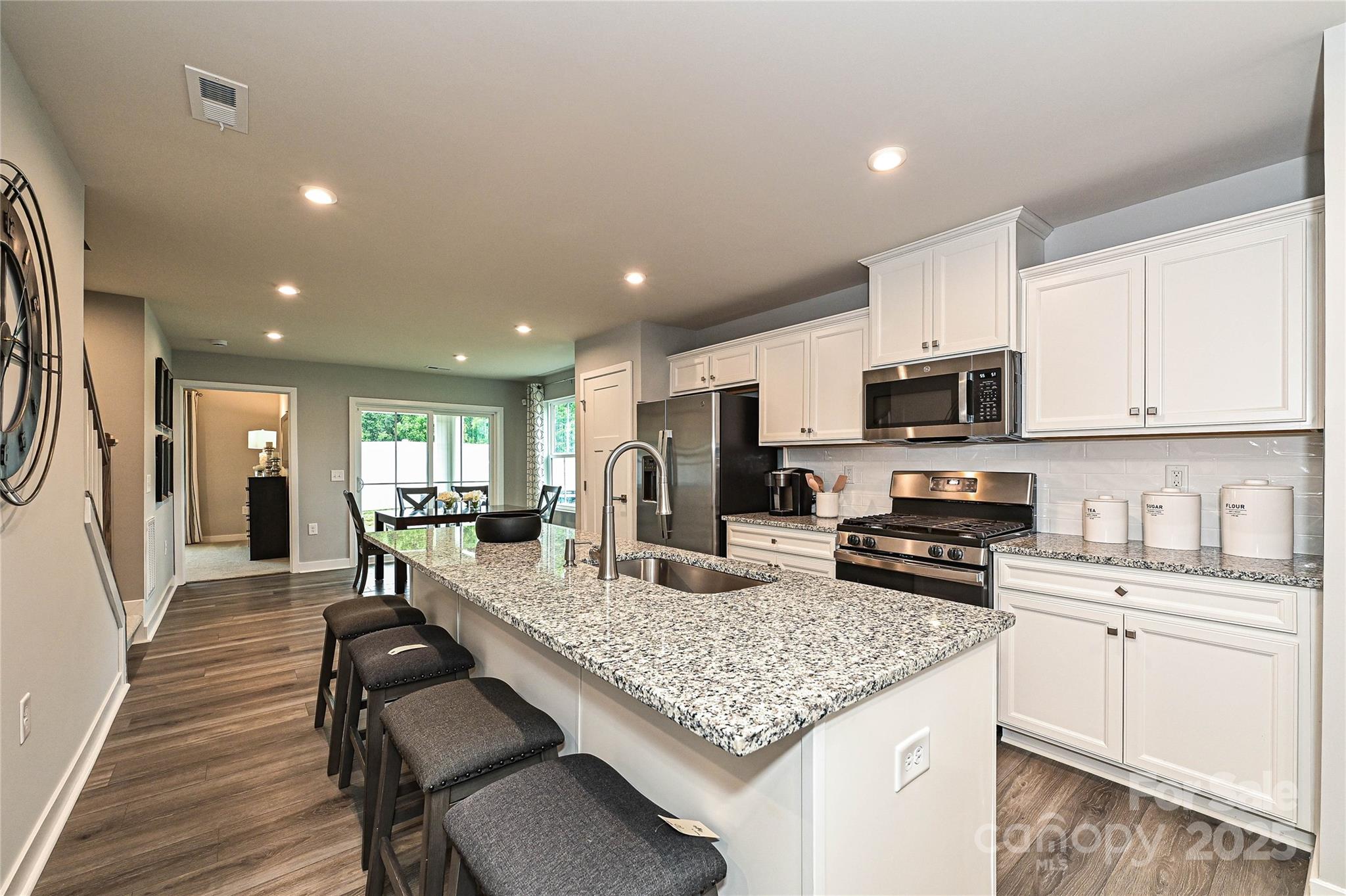 124 Kristin View Lane Townhome A Property Photo 7