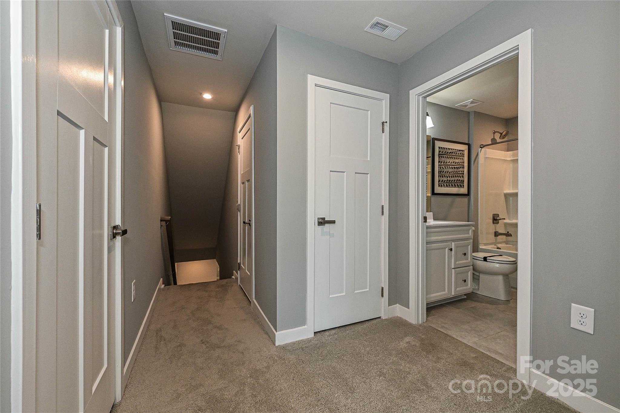 124 Kristin View Lane Townhome A Property Photo 20