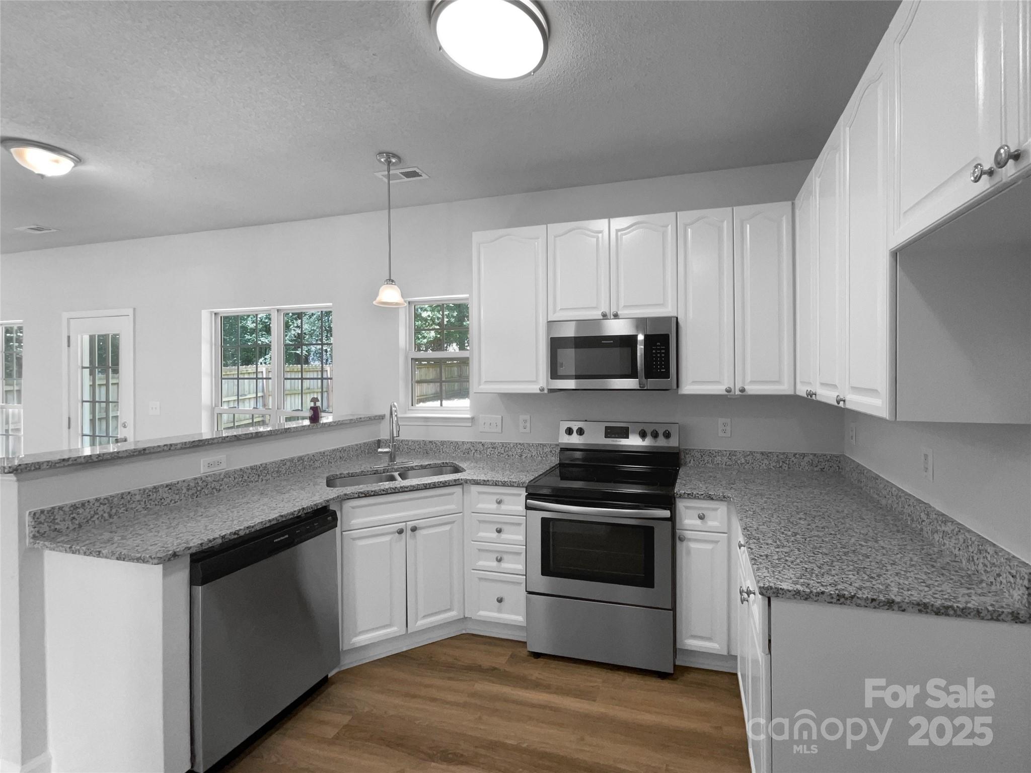 1523 Merrie Meadow Court Property Photo 6