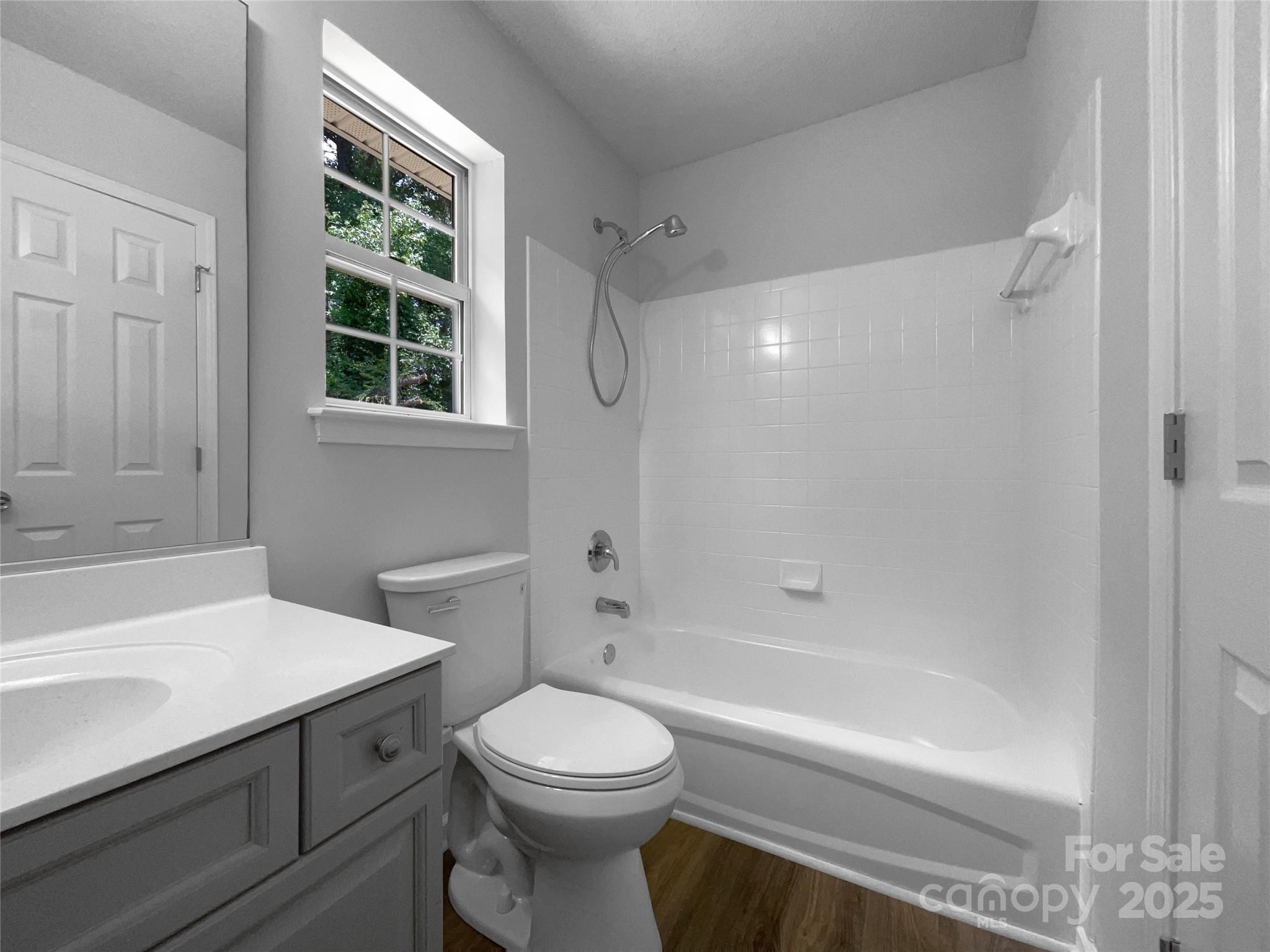 1523 Merrie Meadow Court Property Photo 18