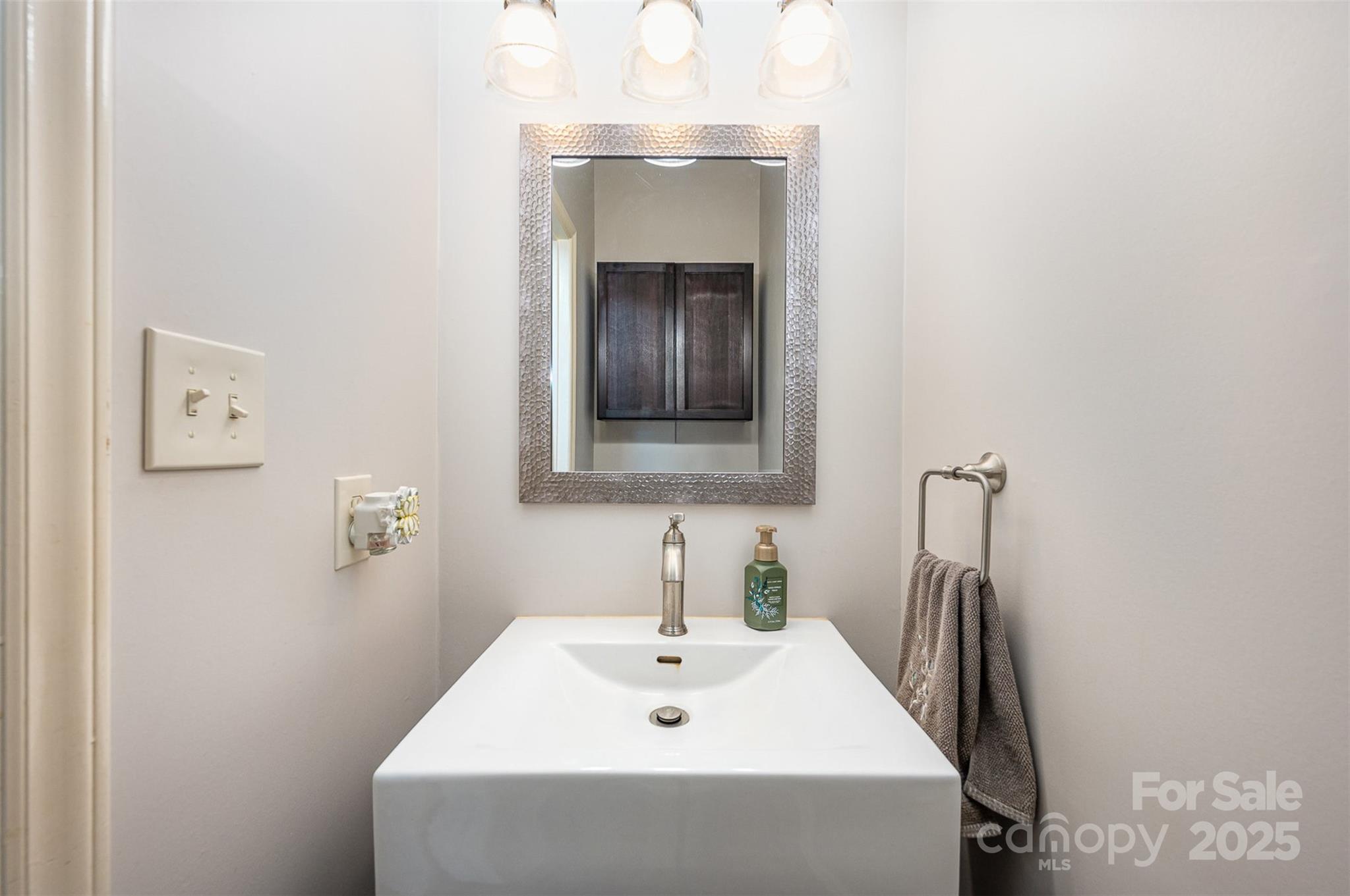 3810 Yorkford Drive Property Photo 13