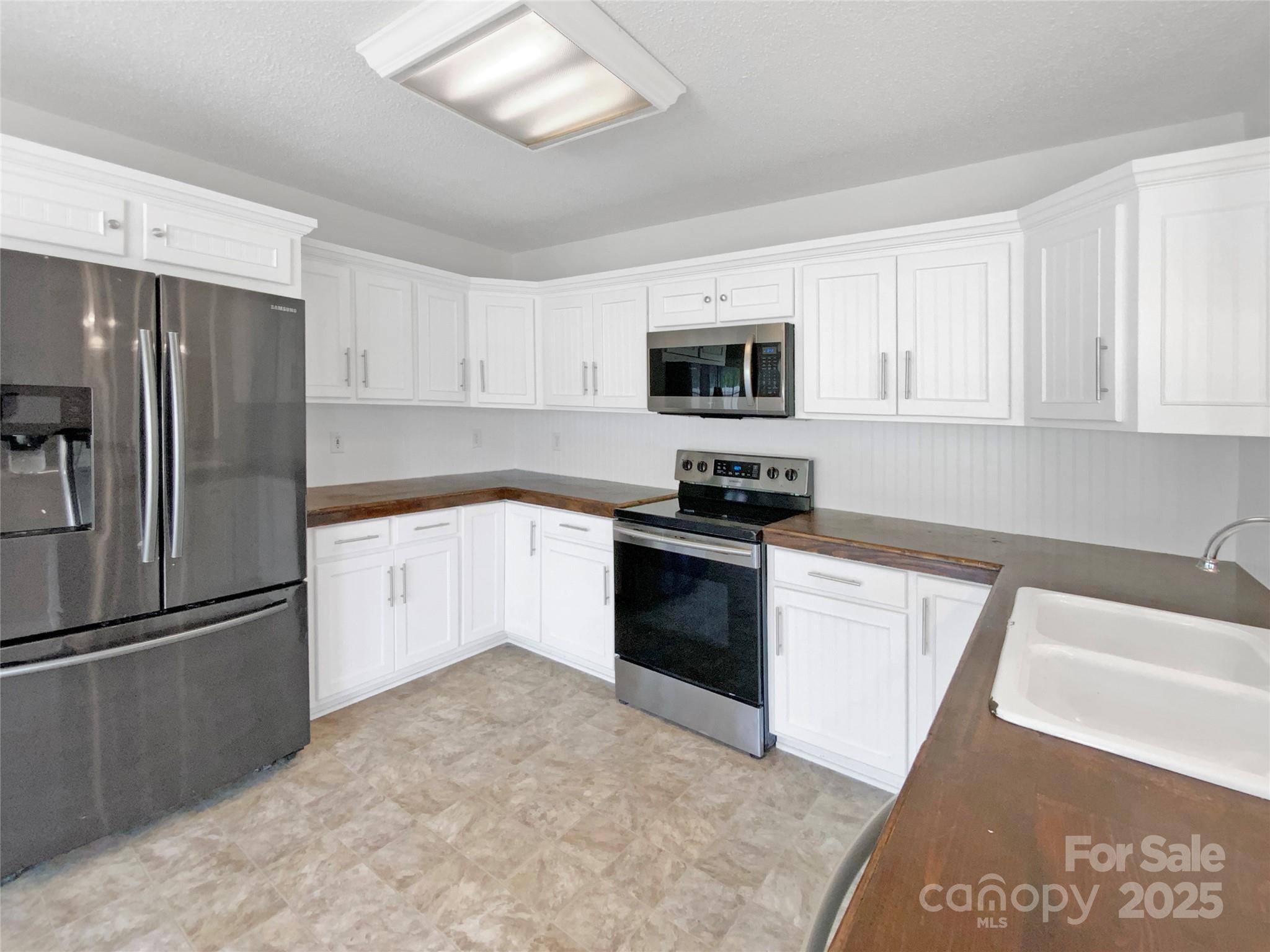 4550 Briarcreek Road Property Photo 15