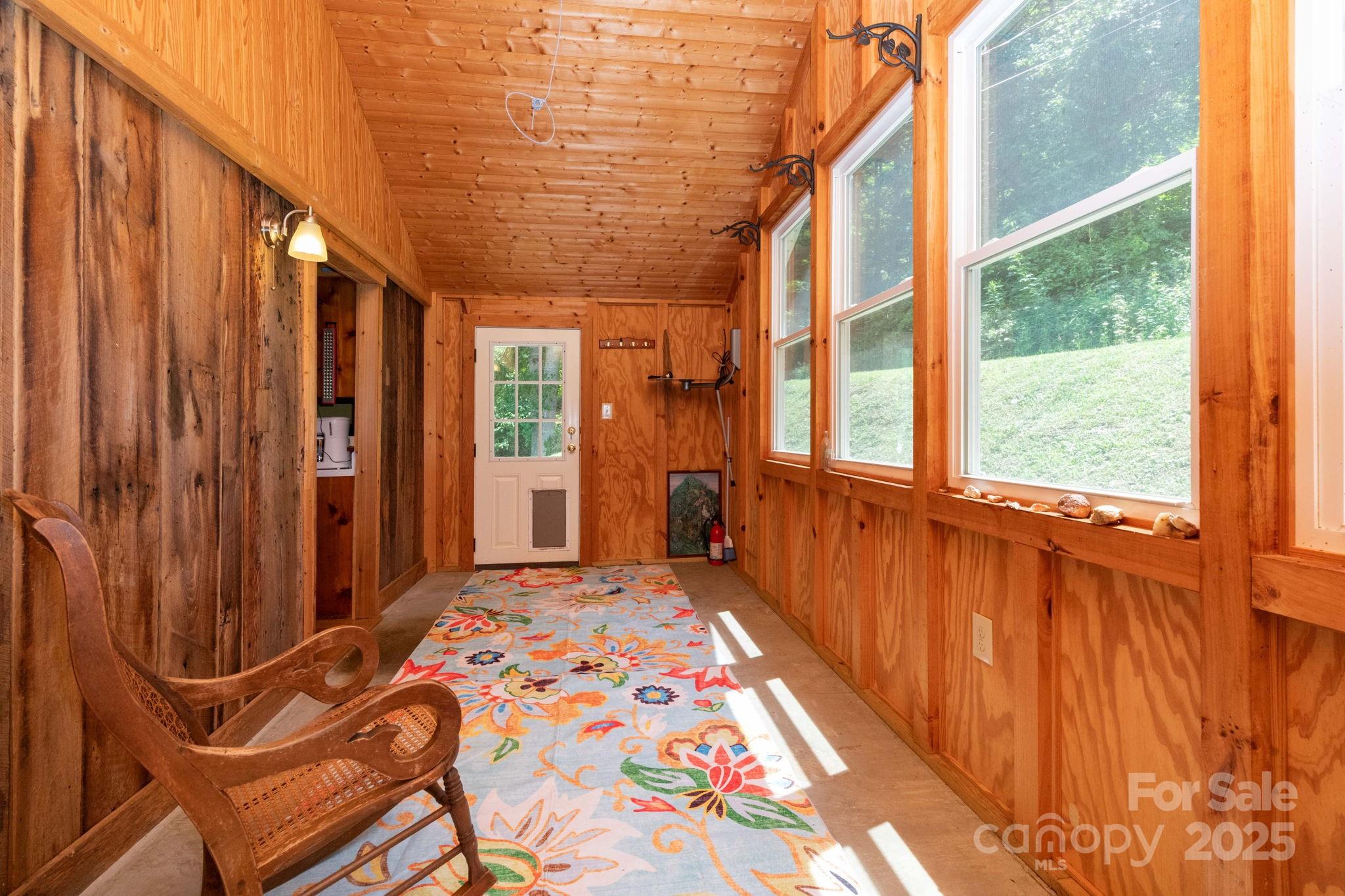 165 Mont Shook Drive Property Photo 12
