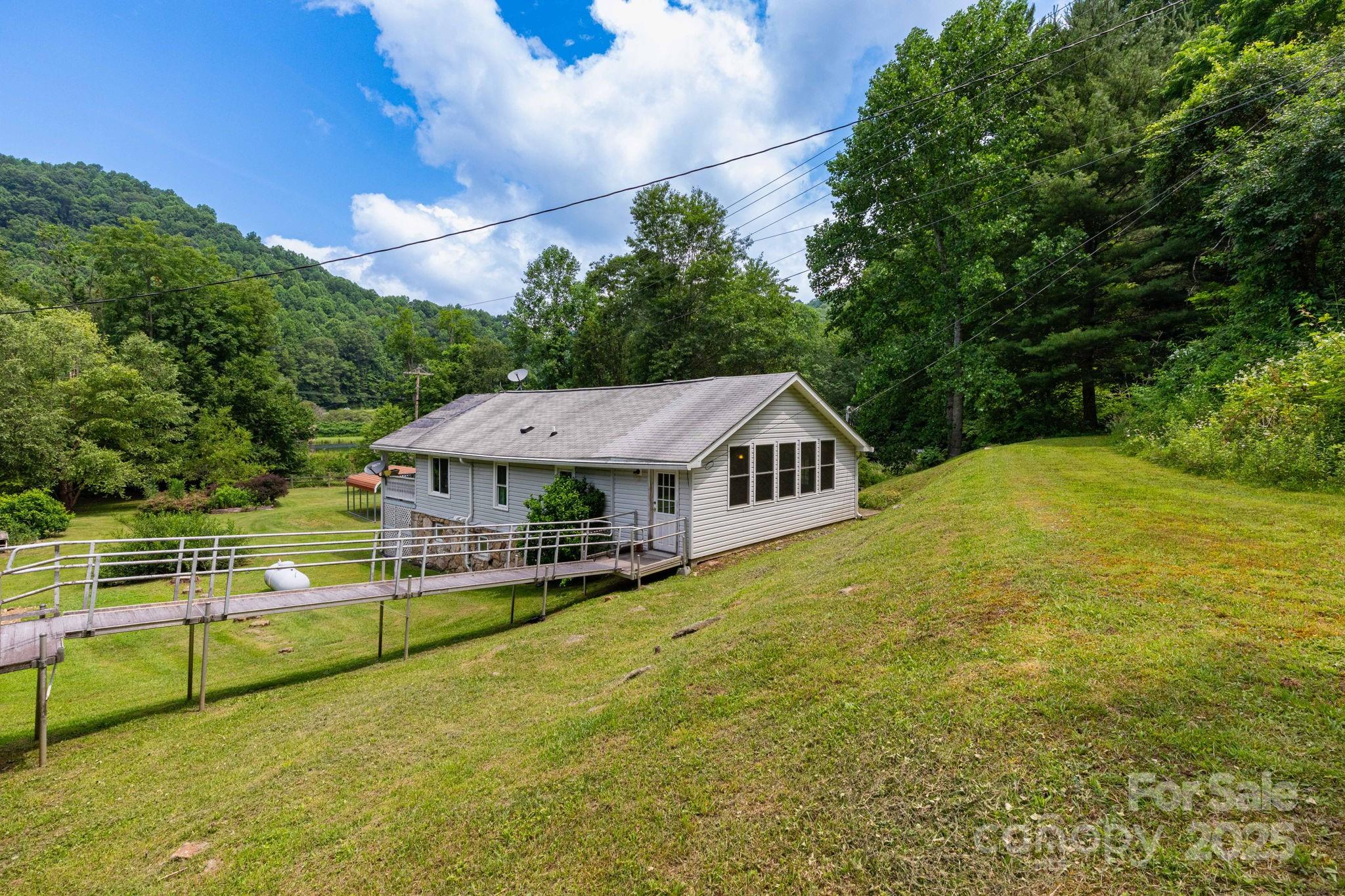 165 Mont Shook Drive Property Photo 15