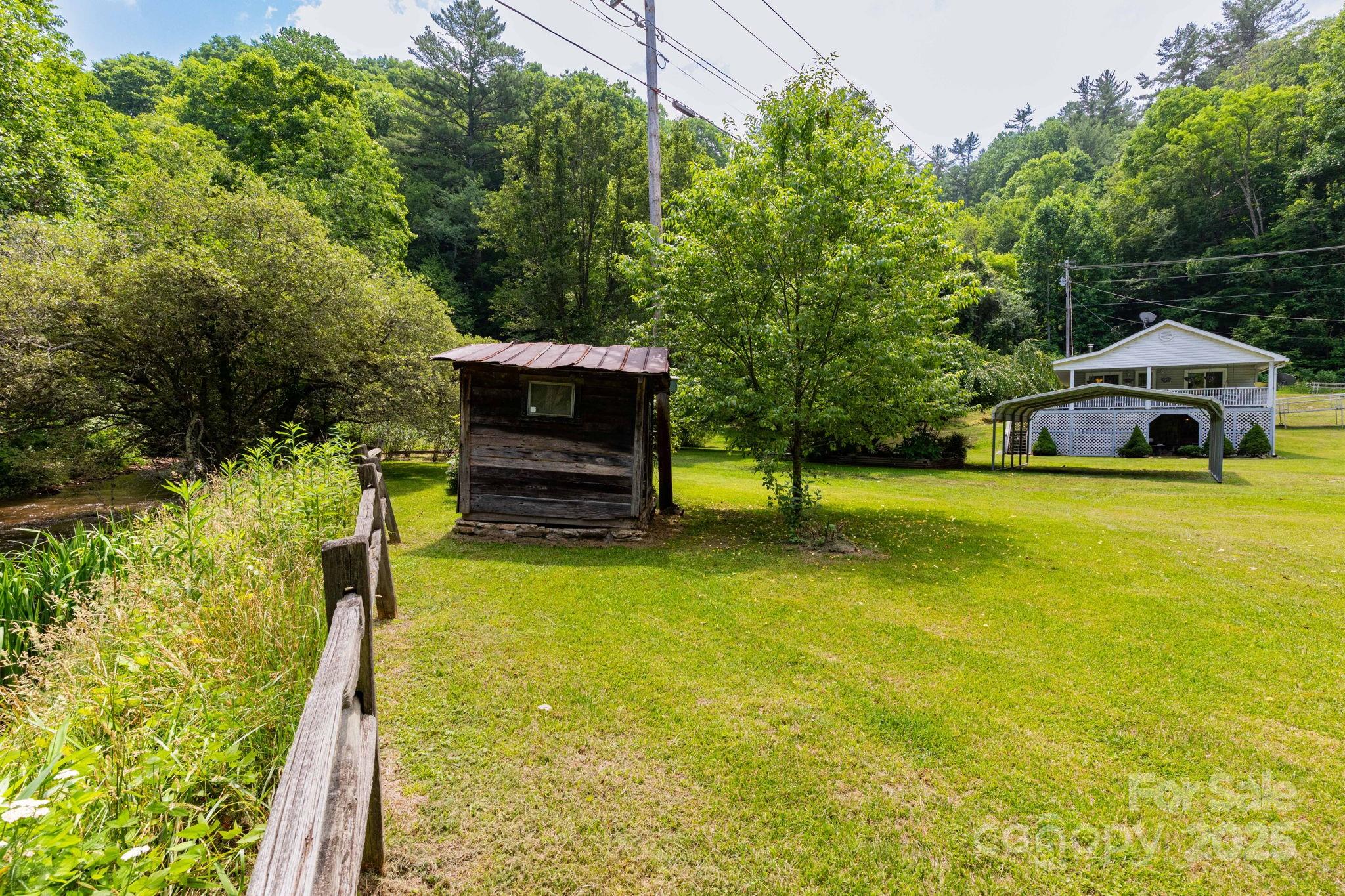 165 Mont Shook Drive Property Photo 22